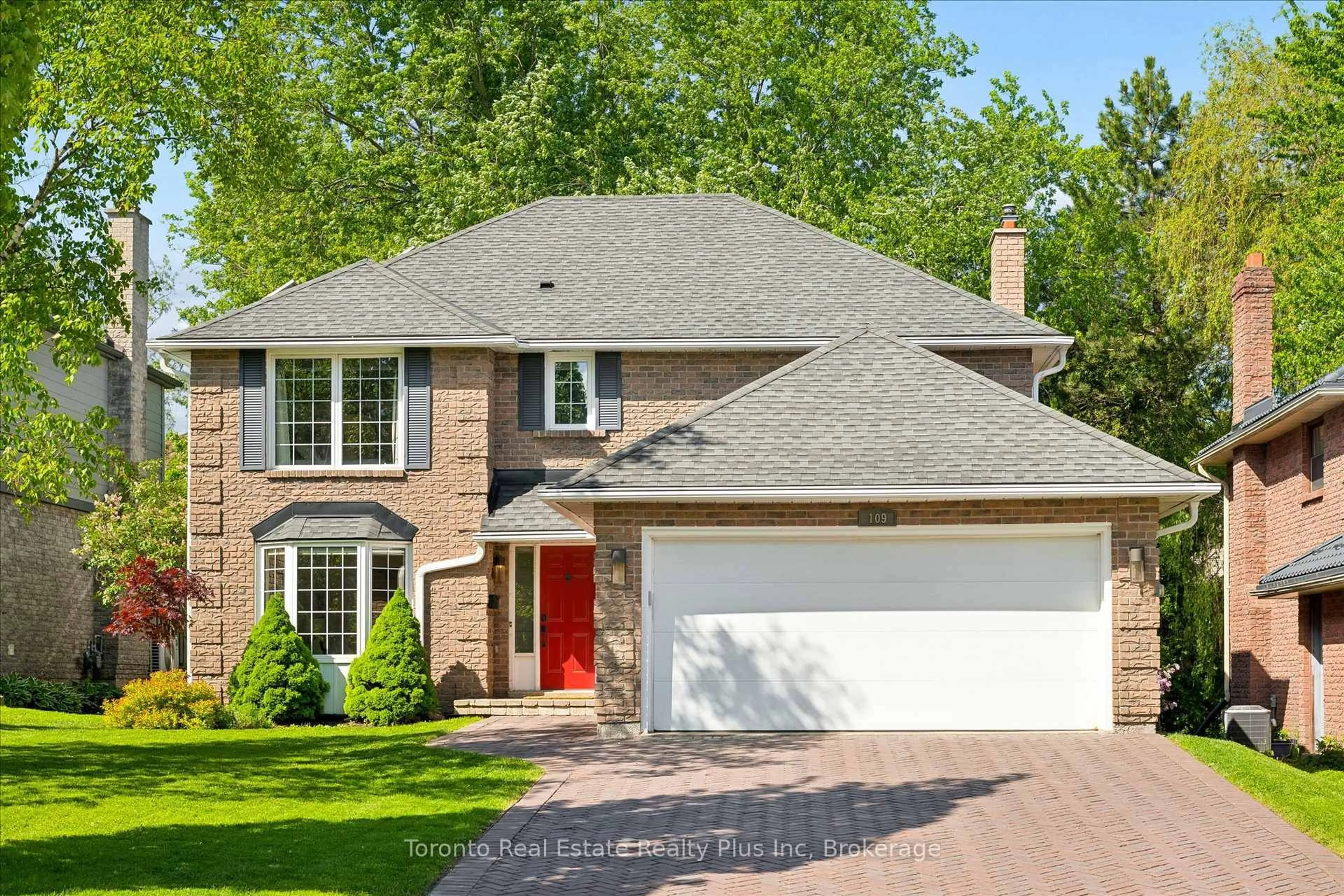 Home with brick exterior material, street for 109 Ashberry Pl, Waterloo Ontario N2T 1G8