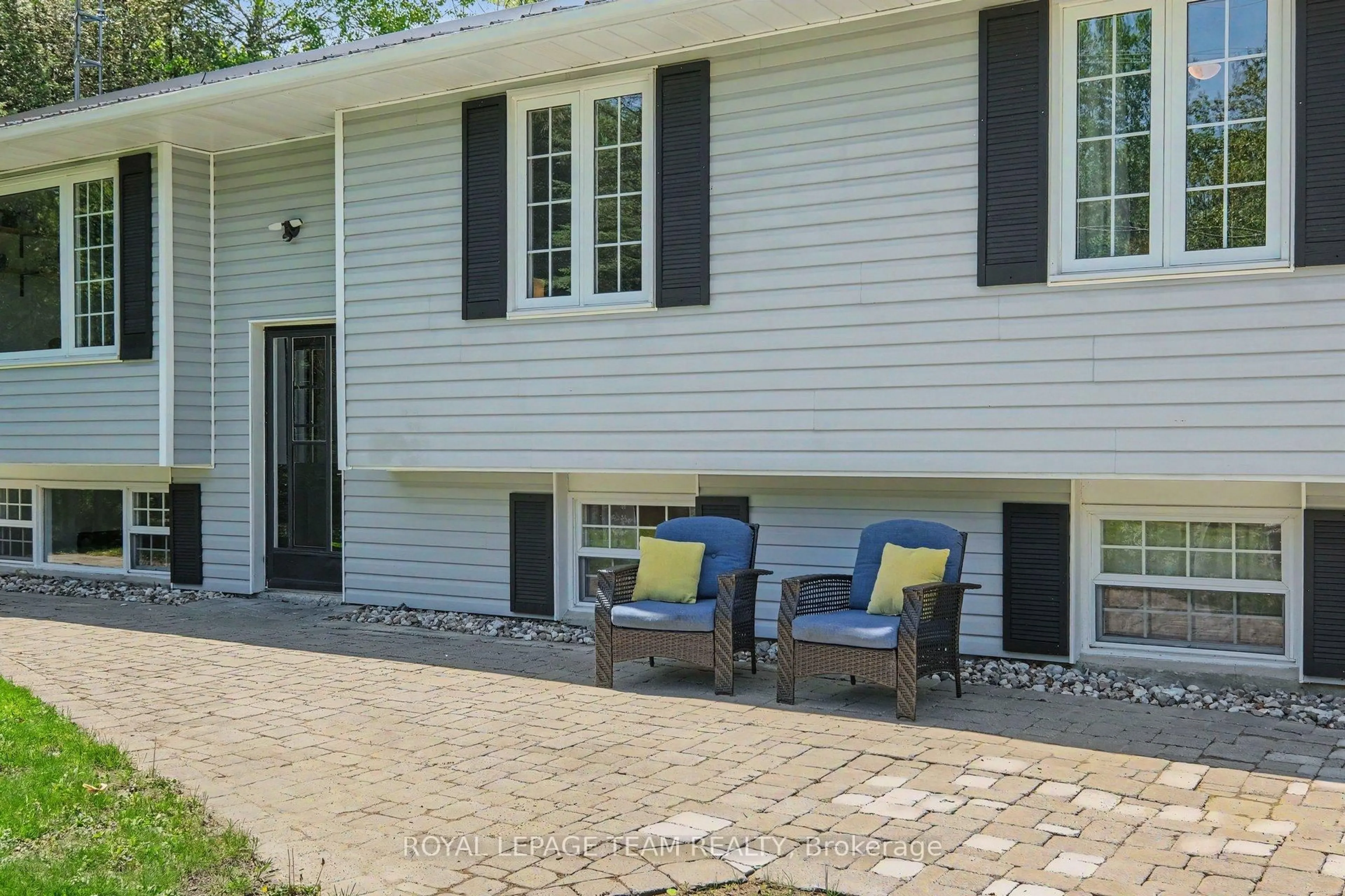 Home with vinyl exterior material, street for 316 County Road 25, North Grenville Ontario K0G 1S0