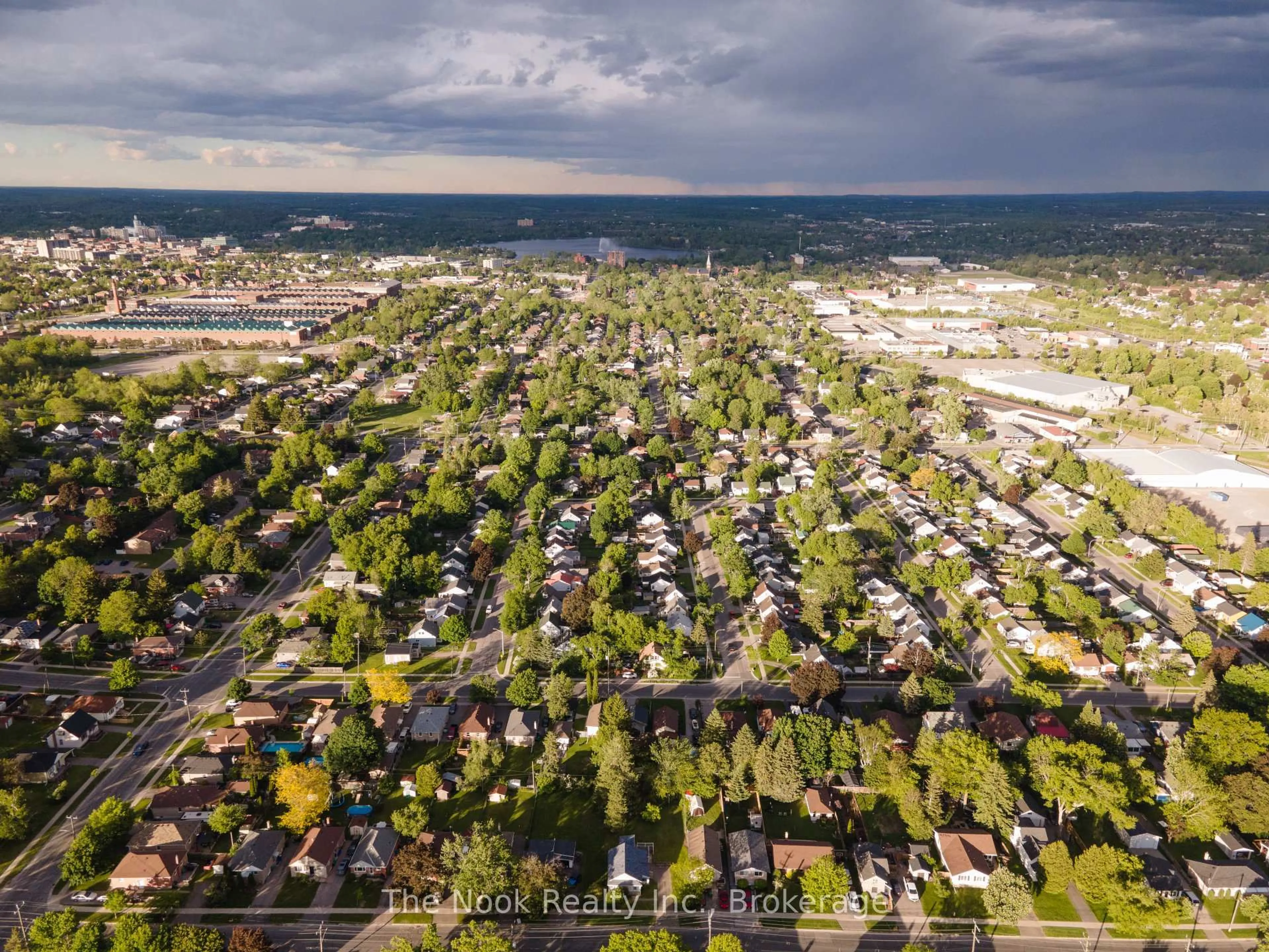 A pic from outside/outdoor area/front of a property/back of a property/a pic from drone, street for 994 Western Ave, Peterborough Ontario K9J 5W3