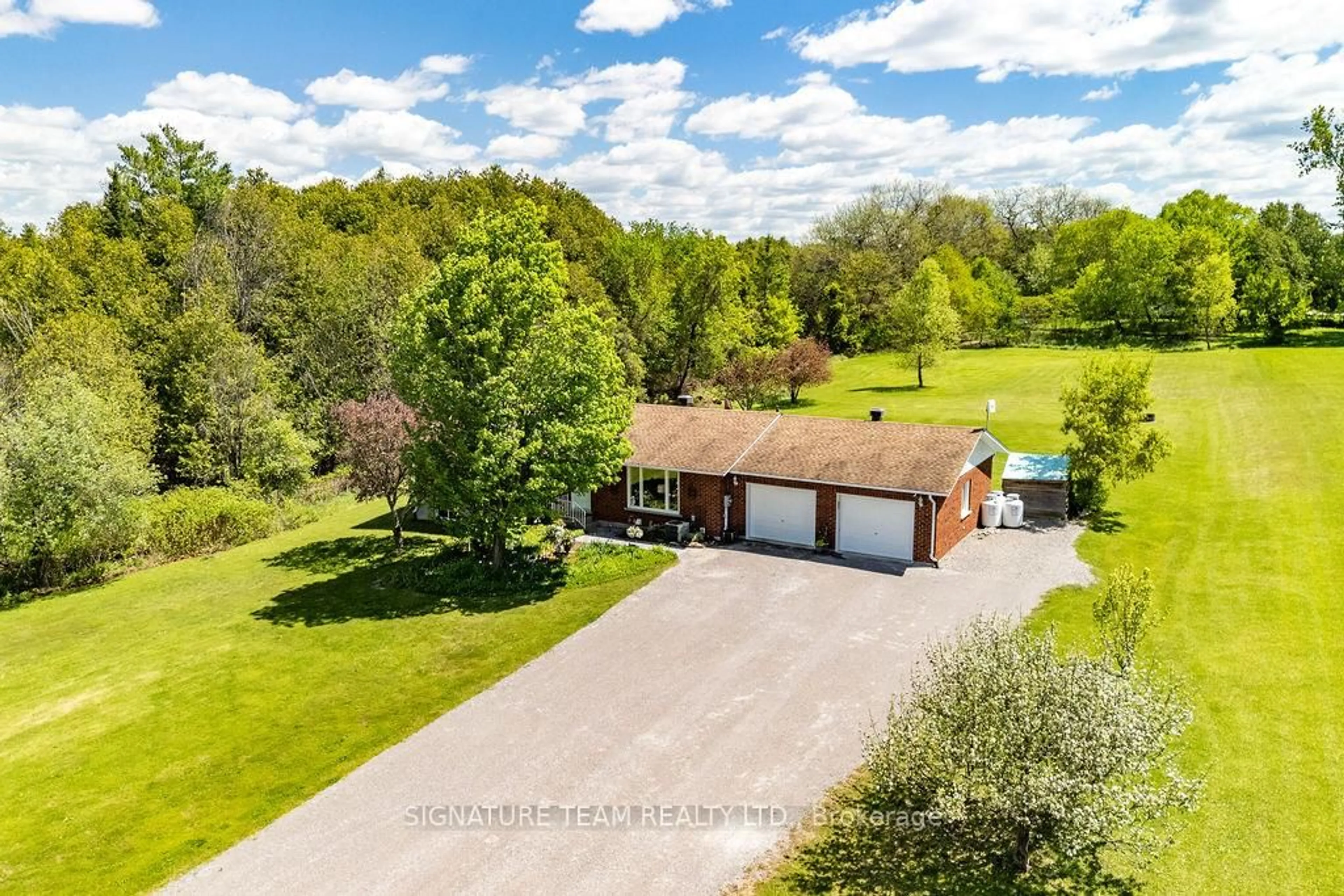 A pic from outside/outdoor area/front of a property/back of a property/a pic from drone, water/lake/river/ocean view for 473 Sno-Drifters Rd, Eganville Ontario K0J 1T0