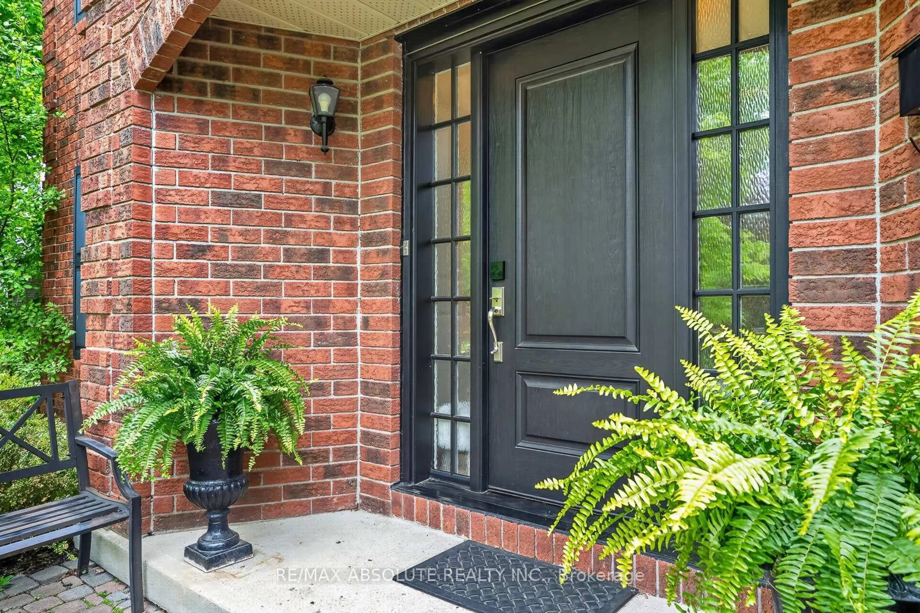 Indoor entryway for 149 Lanigan Cres, Stittsville Ontario K2S 1G9