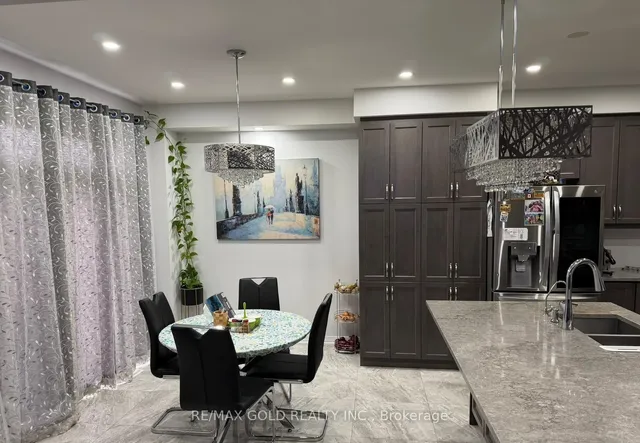 109 Silverwood Cres, Woodstock 5