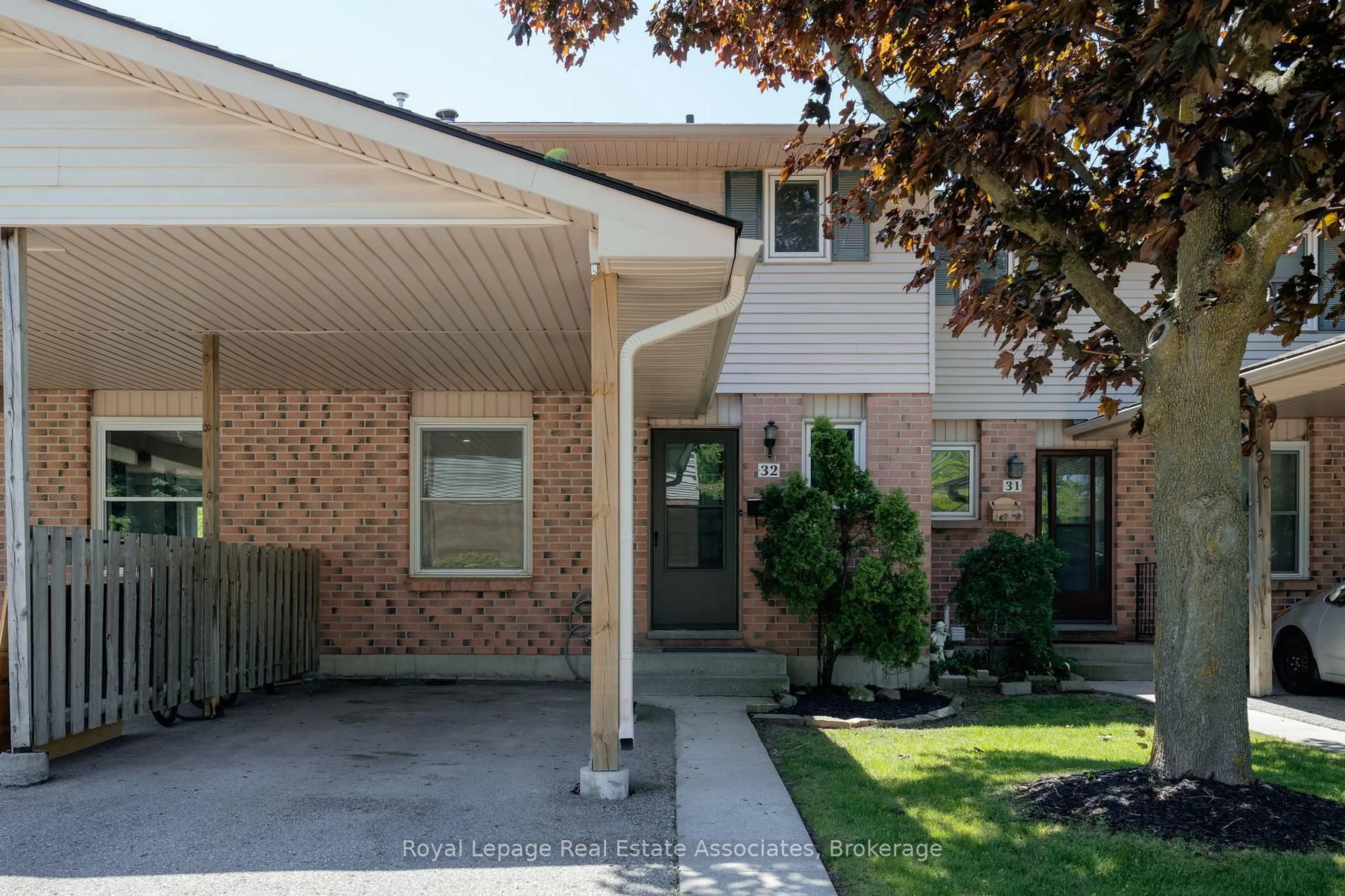 Home with brick exterior material, street for 160 Conway Dr, London South Ontario N6E 3M6