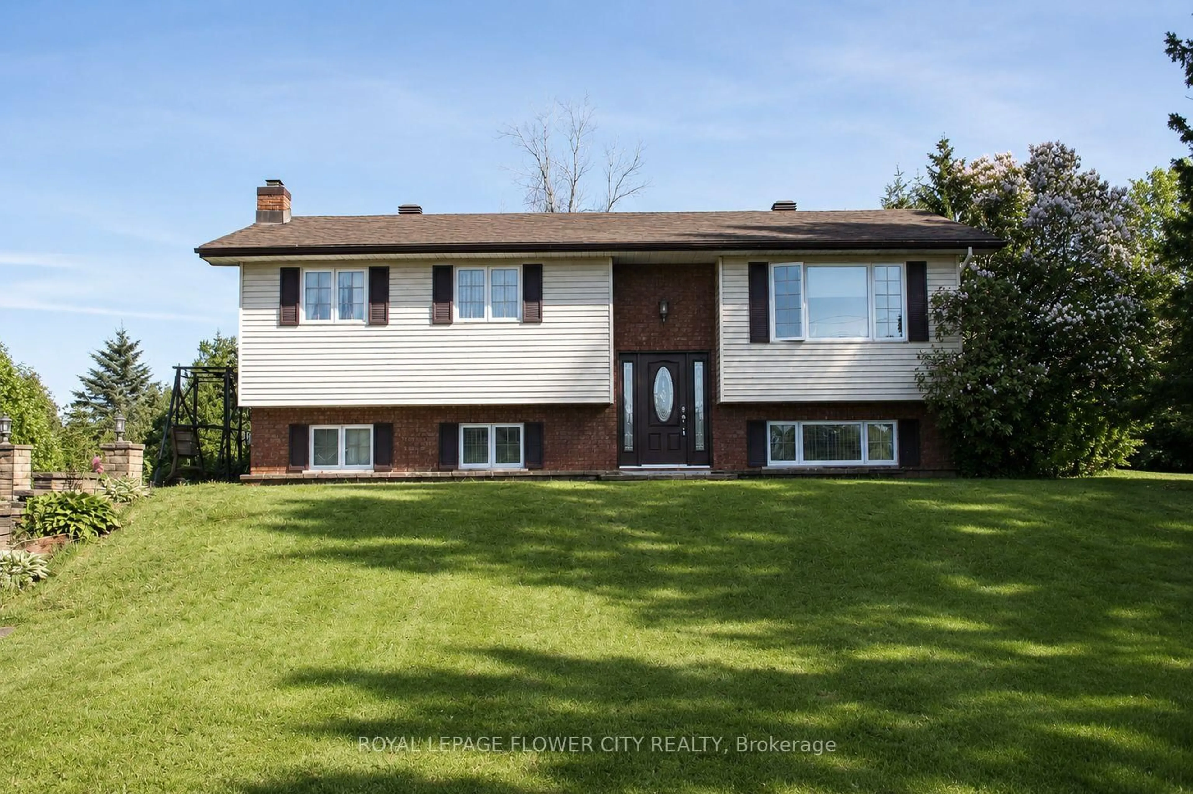 Unknown for 18528 Paragon Rd, South Glengarry Ontario K6H 5R5