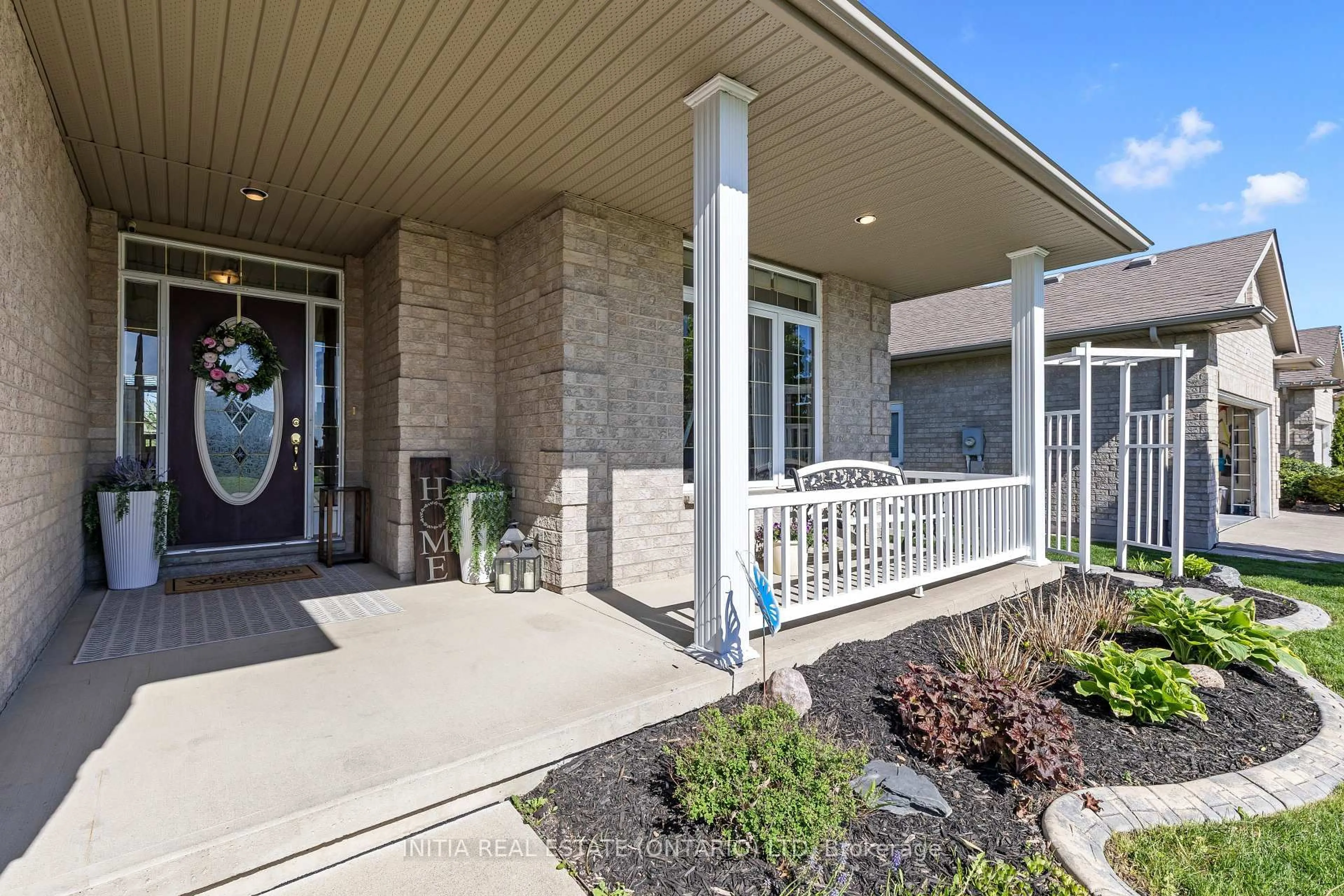 Unknown for 477 1st Ave, Petrolia Ontario N0N 1R0