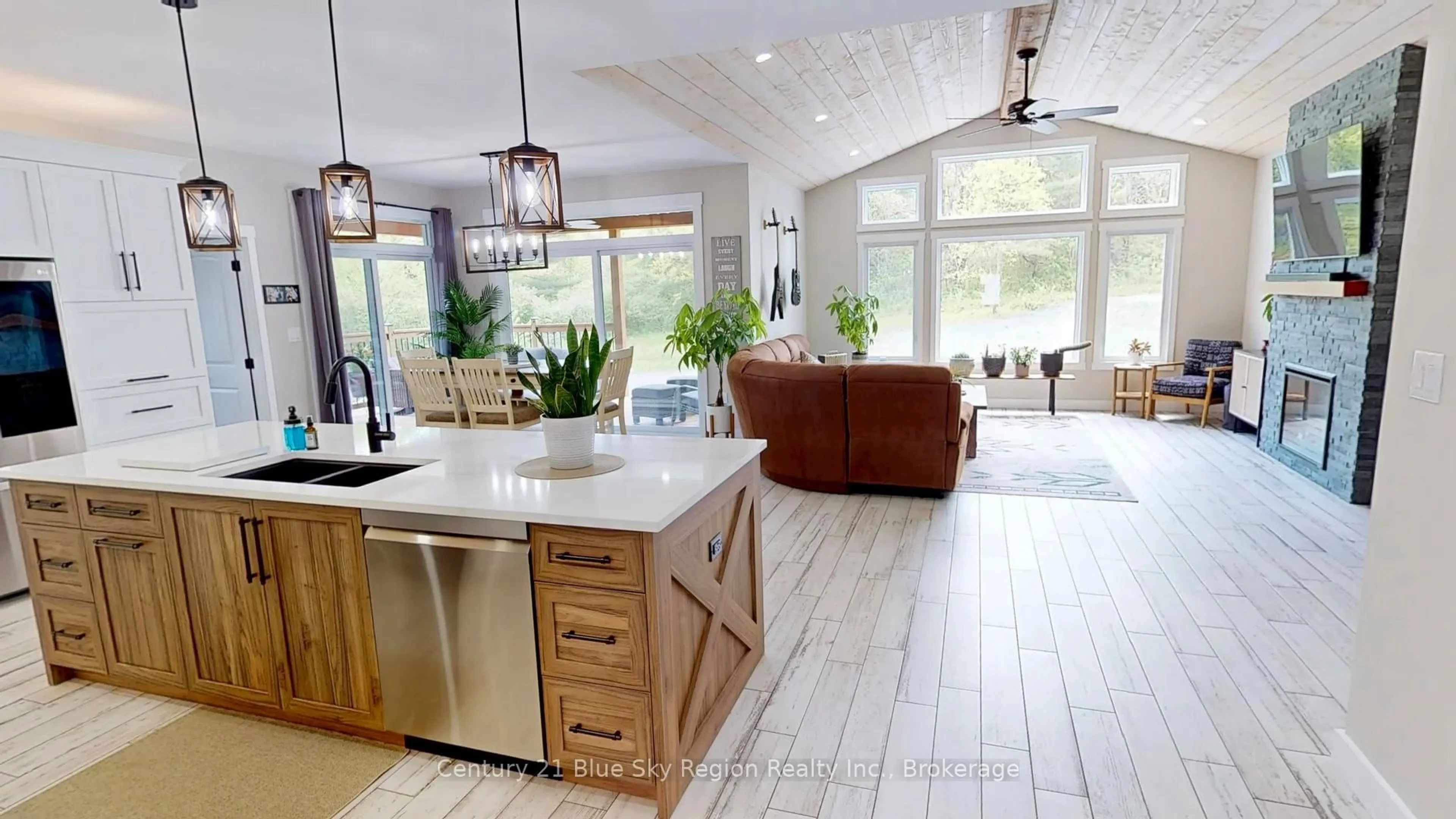Open concept kitchen, ceramic/tile floor for 527 River Rd, Chisholm Ontario P0H 1B0