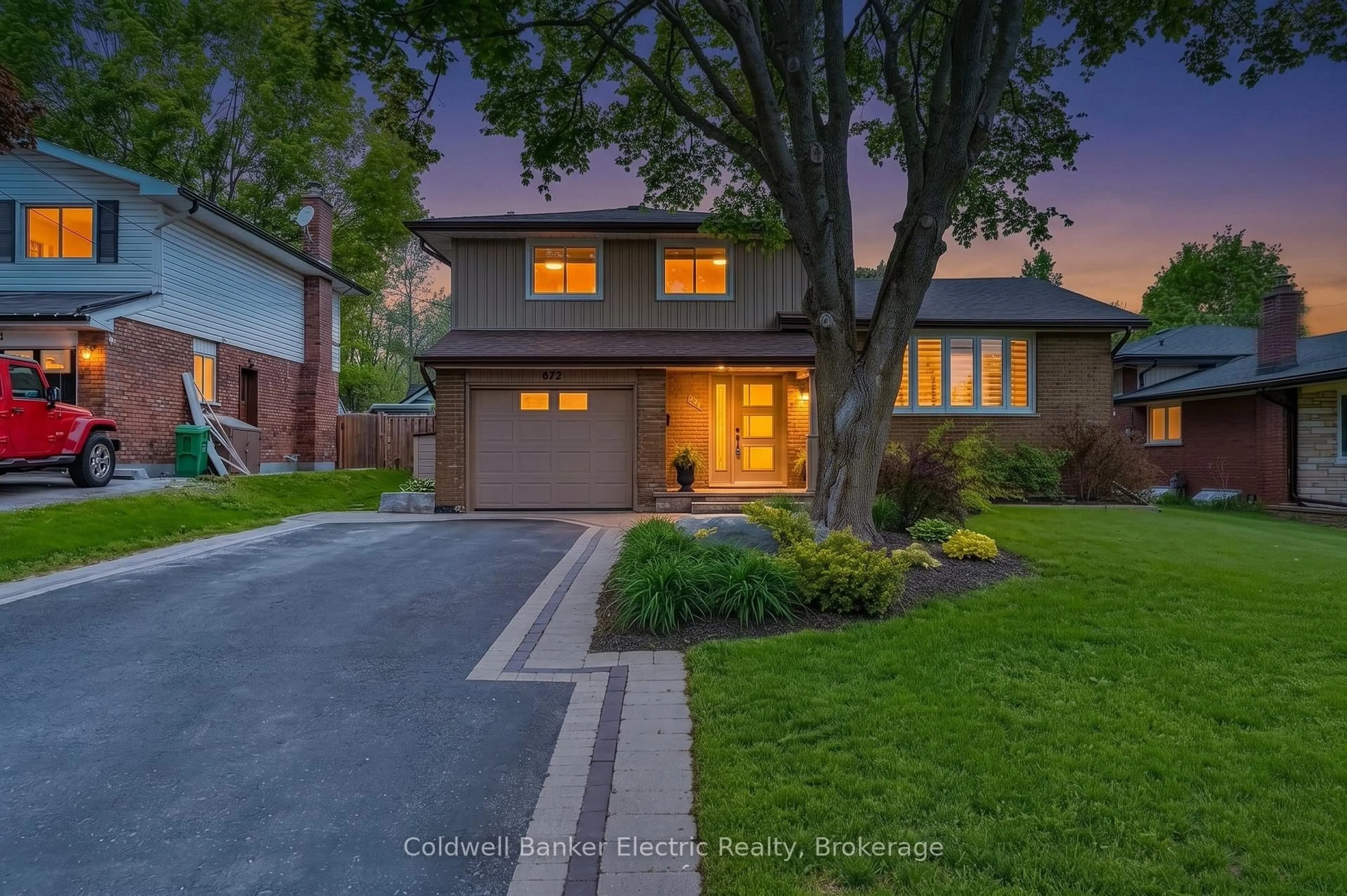 Home with brick exterior material, street for 872 Cumberland Ave, Peterborough Ontario K9H 7B2