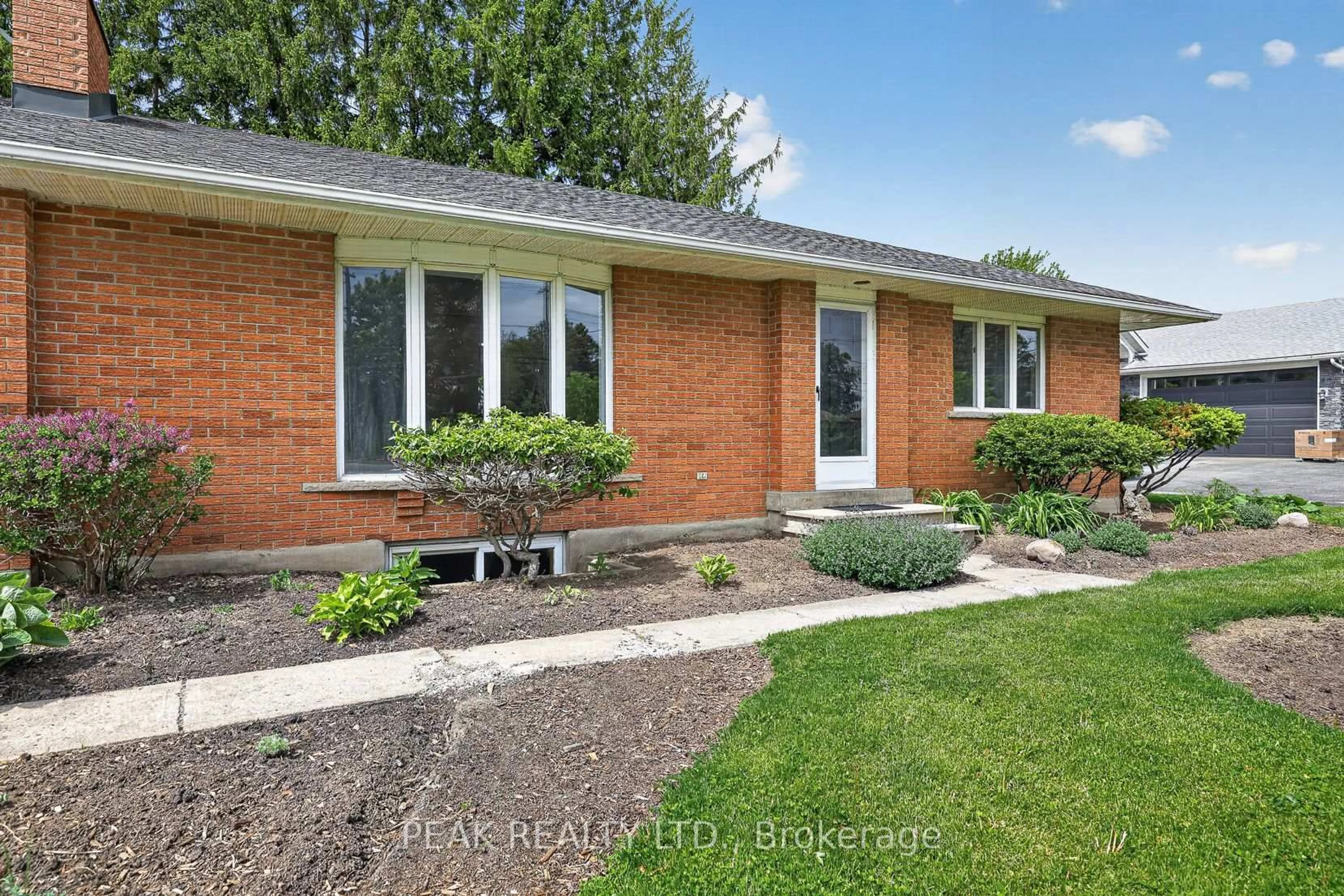 Home with brick exterior material, street for 190 Snyder's Rd, Wilmot Ontario N3A 2L9