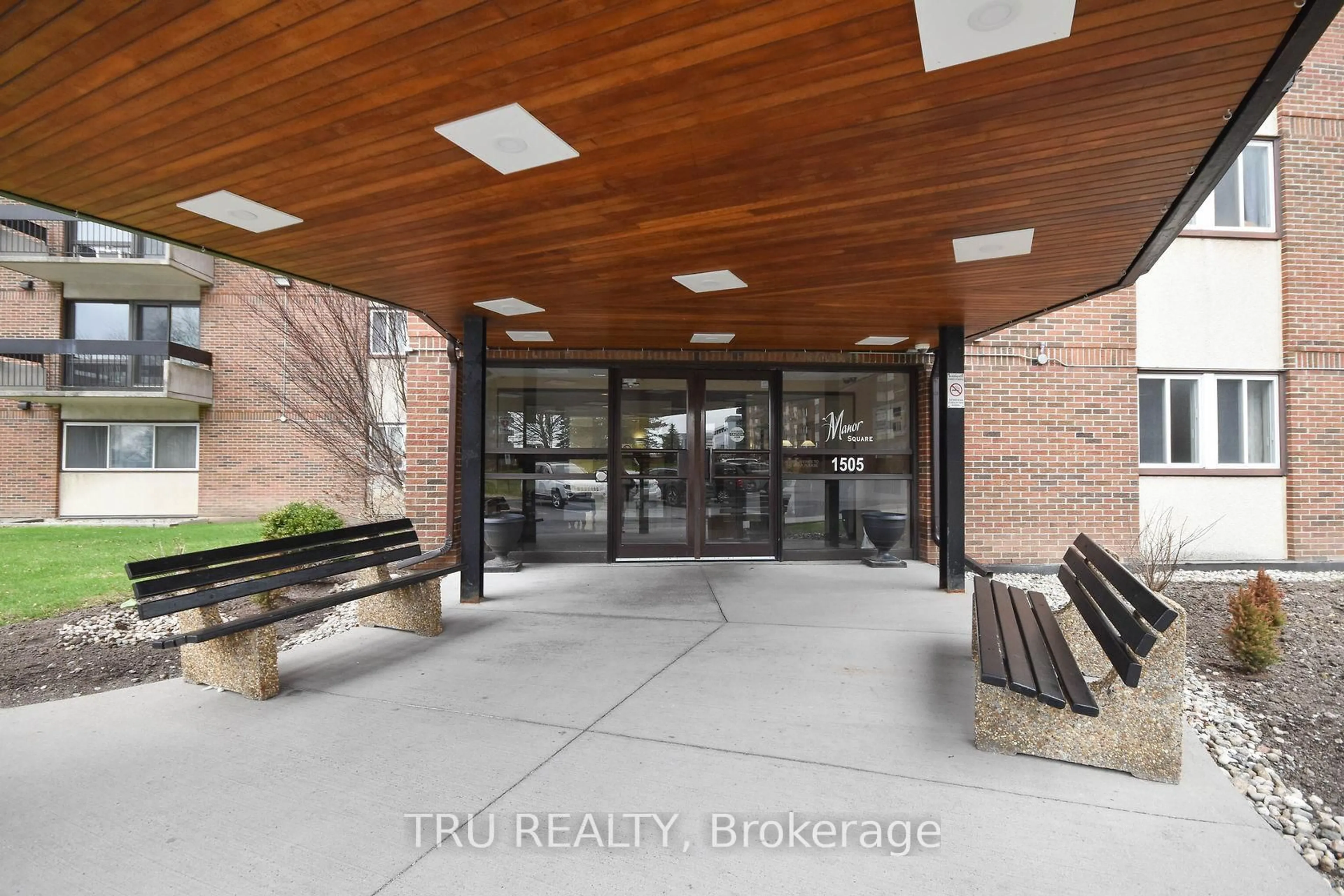 Unknown for 1505 Baseline Rd #807, Ottawa Ontario K2C 3L4