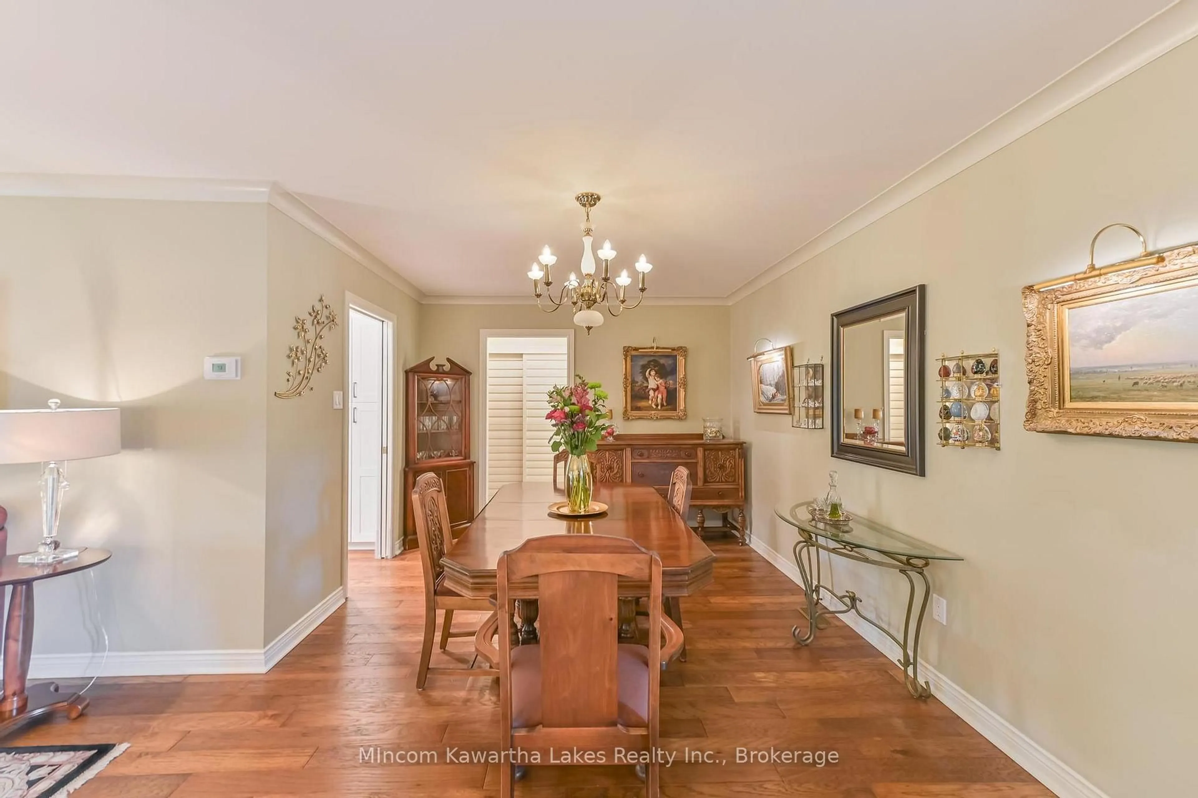 Dining room, wood/laminate floor for 1121 Armour Rd #5, Peterborough Ontario K9H 7N8