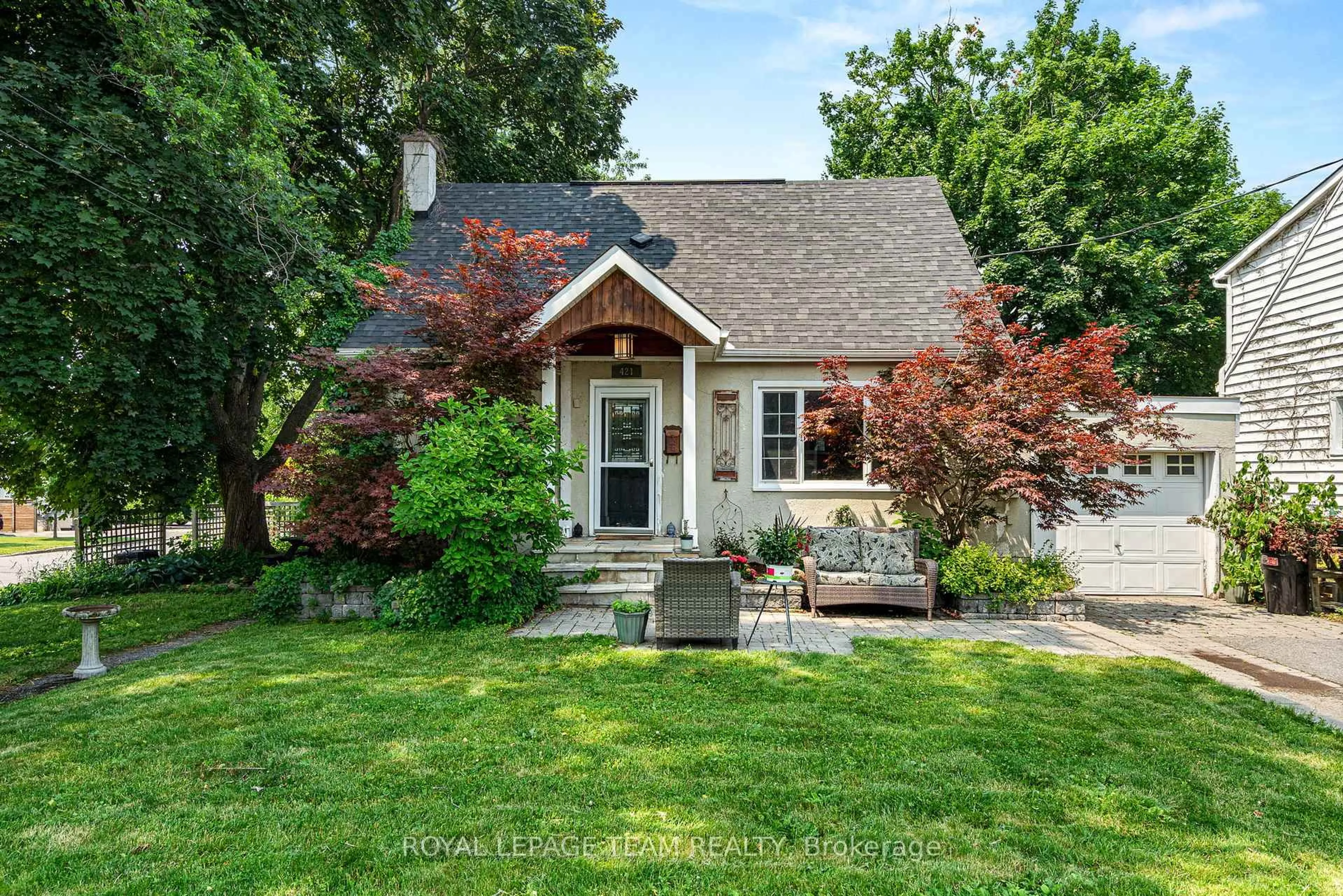 Home with brick exterior material, street for 421 Greenwood Ave, Ottawa Ontario K2A 0X5