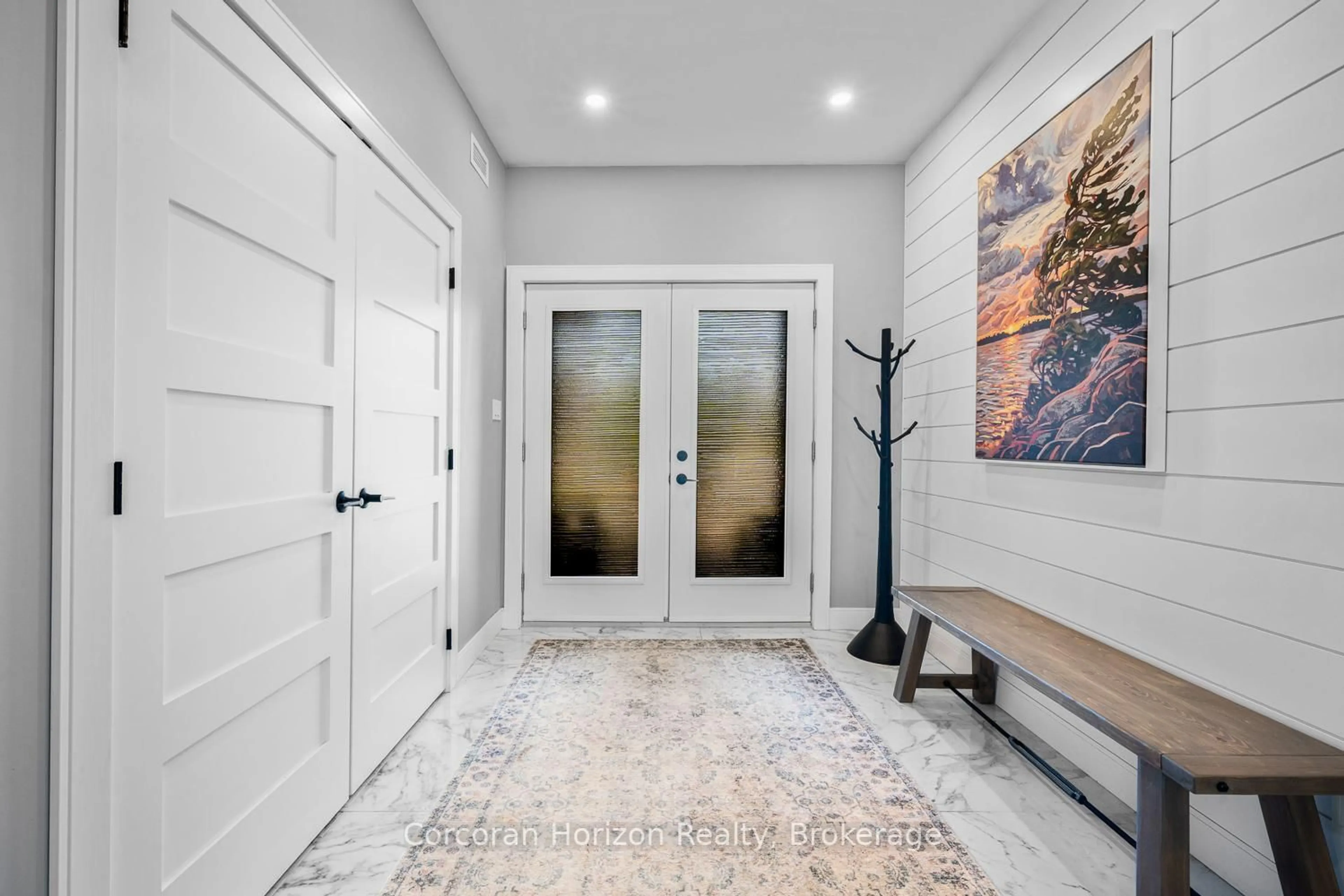 Indoor entryway for 19 Ryder Dr, McDougall Ontario P2A 2W9