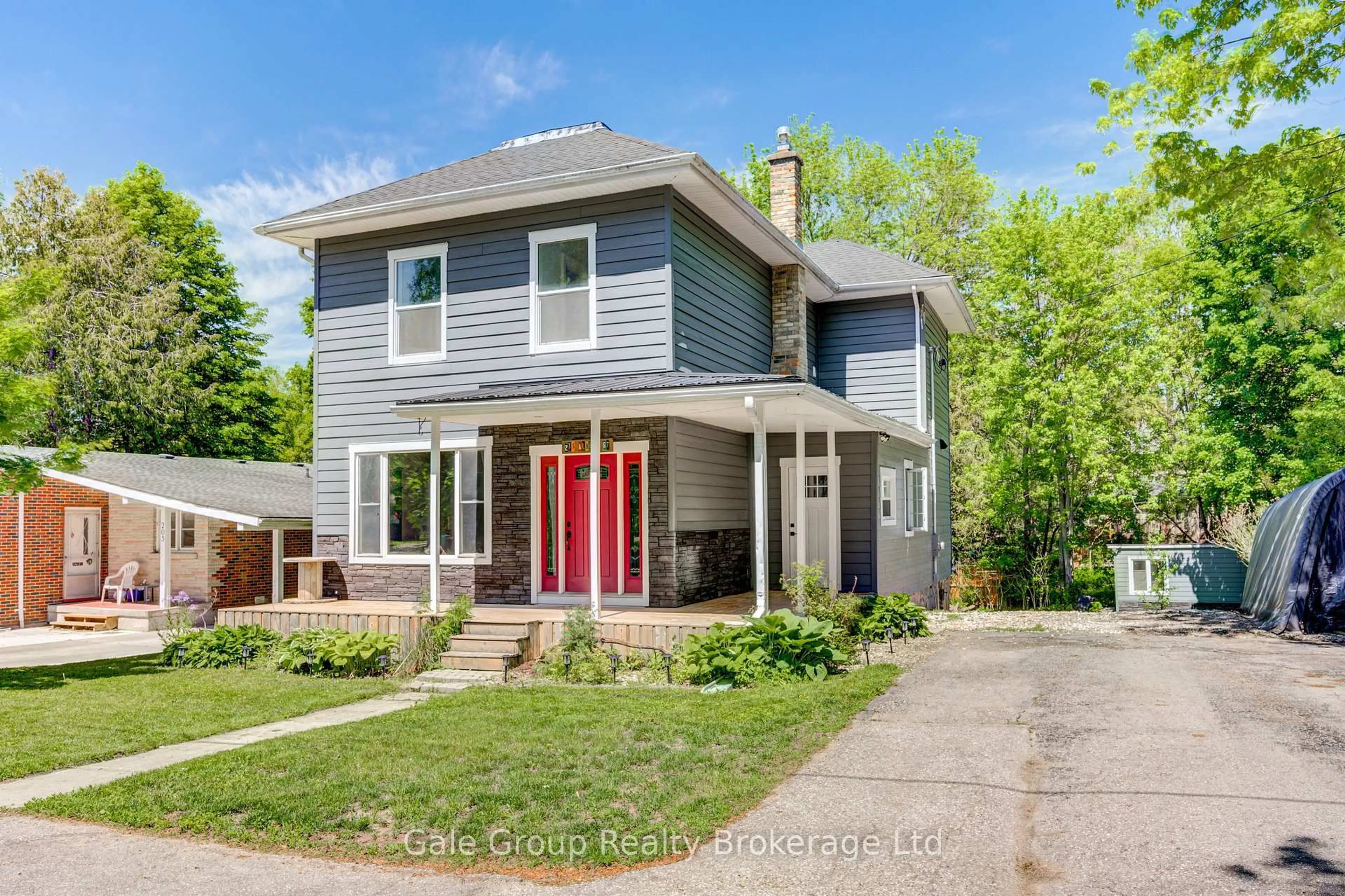 Unknown for 213 Albert St, Ingersoll Ontario N5C 2Y5