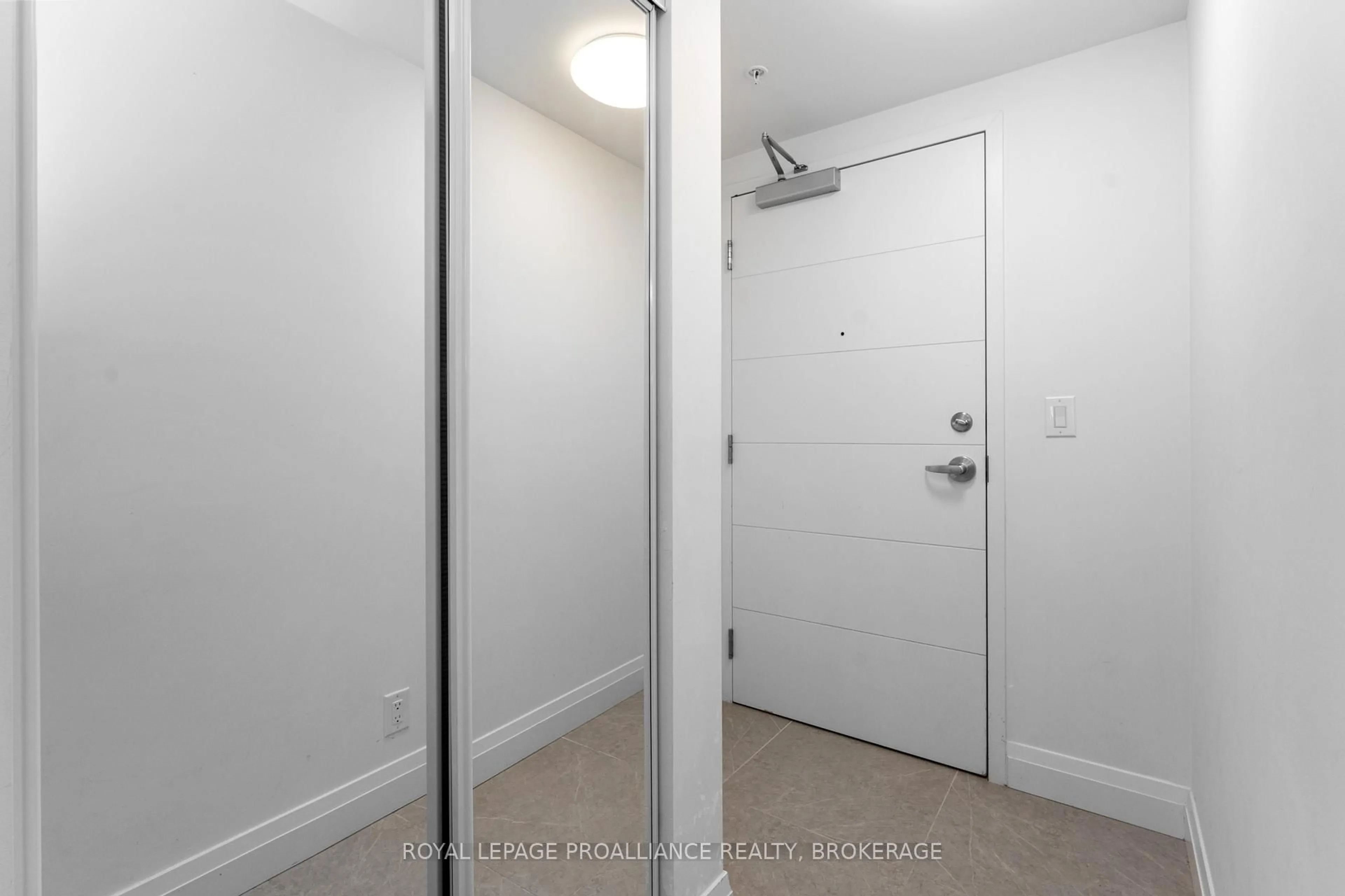 Unknown for 652 Princess St #315, Kingston Ontario K7L 1E5