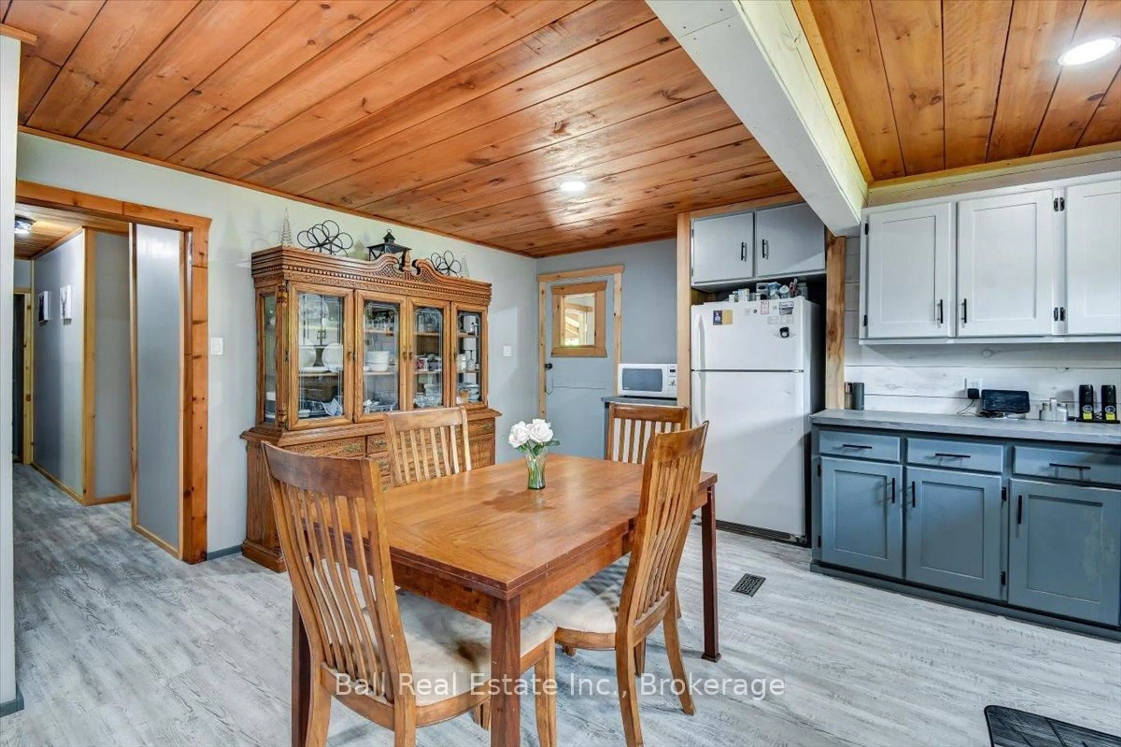 Open concept kitchen, unknown for 20 Art Bott Rd, North Kawartha Ontario K0L 1A0