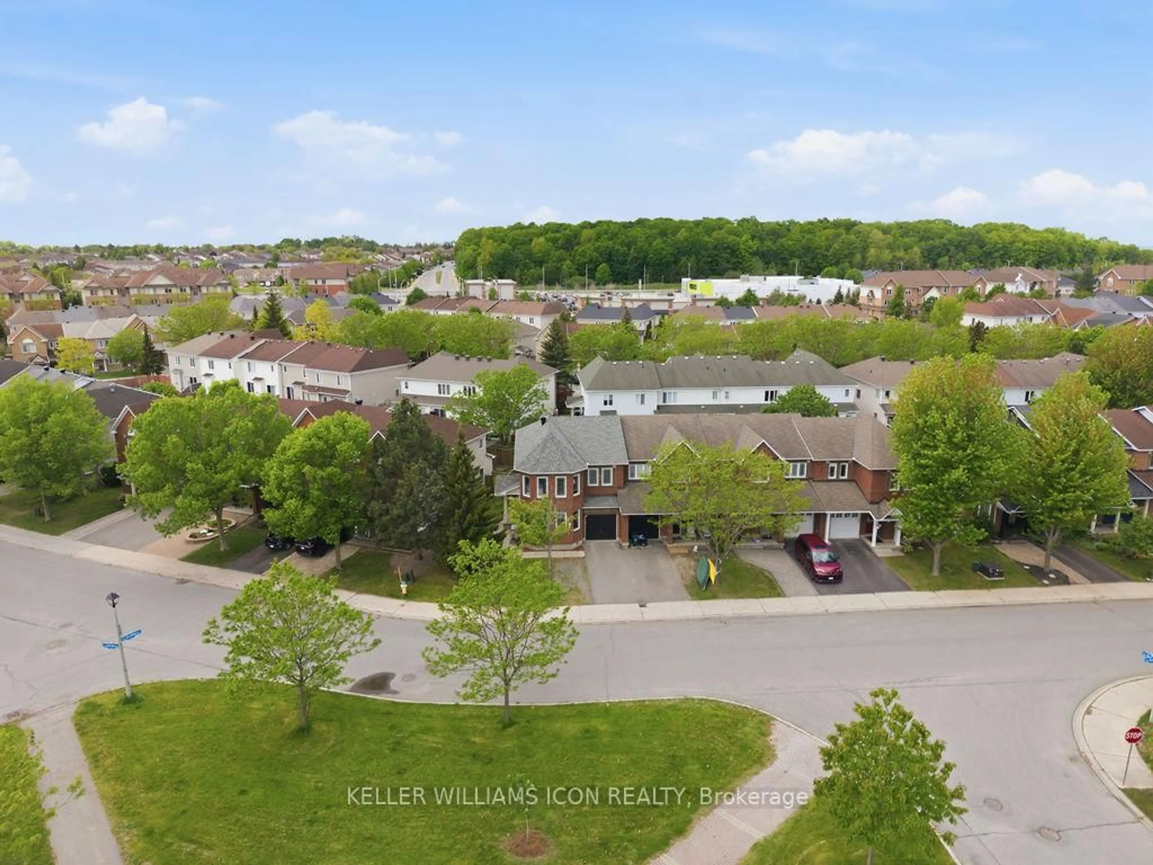 A pic from outside/outdoor area/front of a property/back of a property/a pic from drone, unknown for 90 Sunvale Way, Ottawa Ontario K2G 6X4