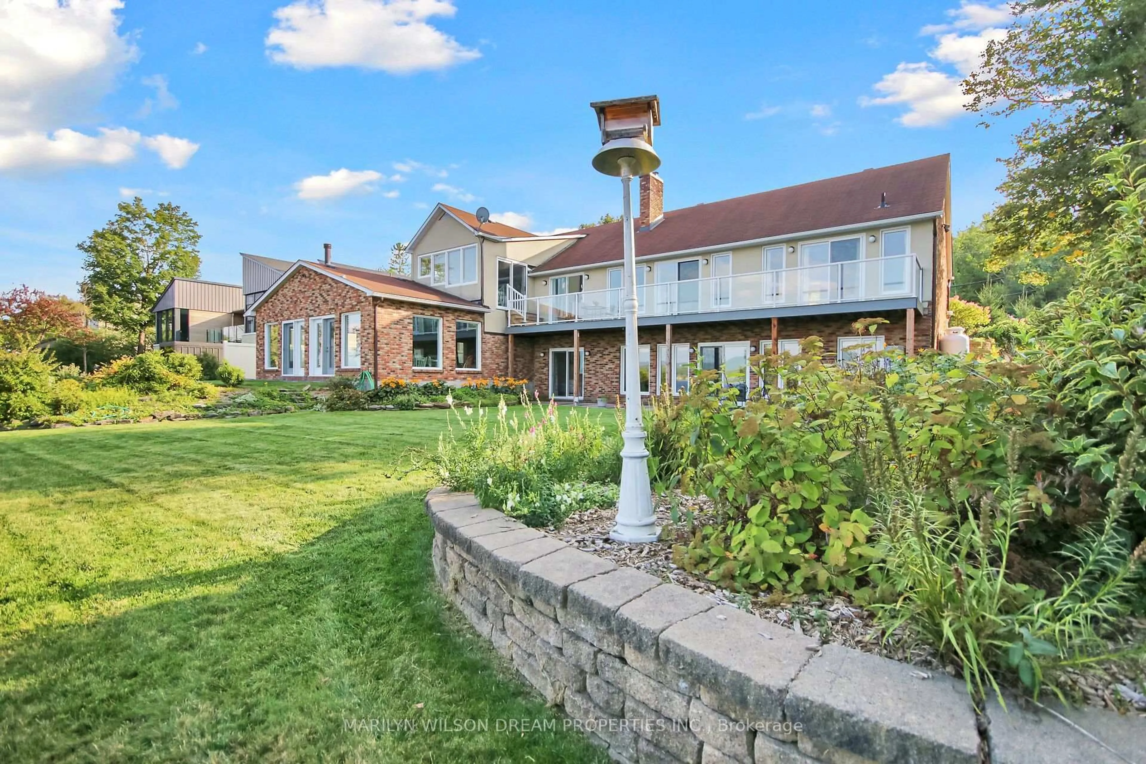 A pic from outside/outdoor area/front of a property/back of a property/a pic from drone, water/lake/river/ocean view for 2998 Barlow Cres, Ottawa Ontario K0A 1T0