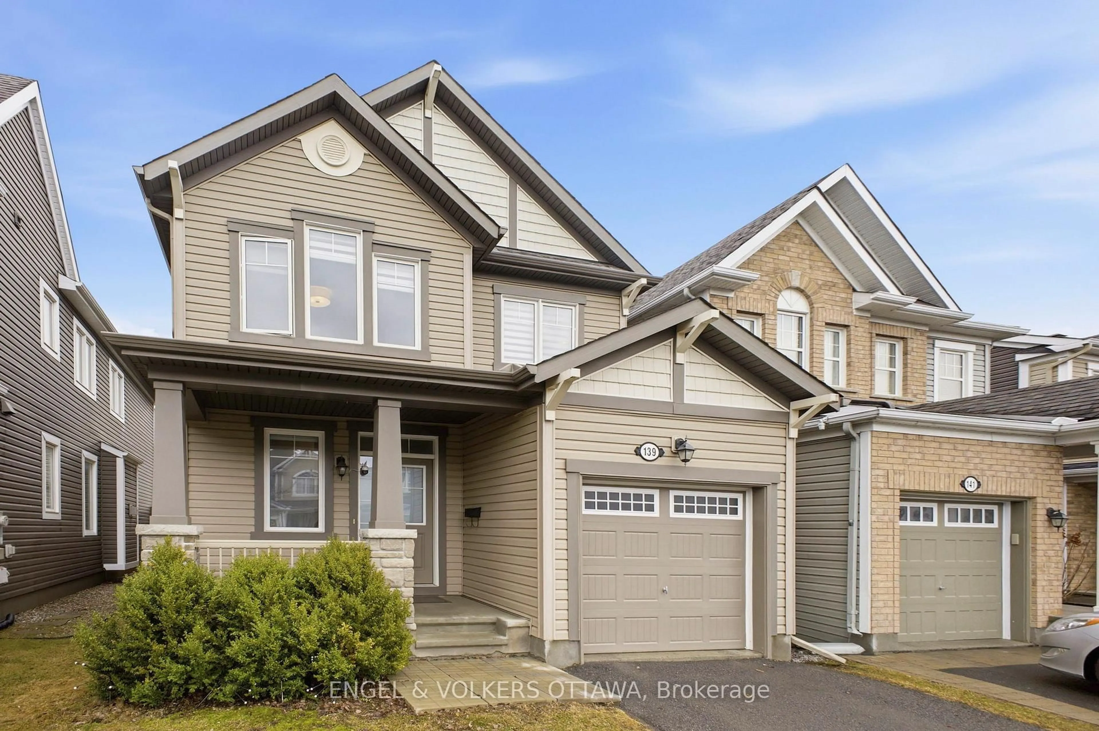 Home with vinyl exterior material, street for 139 Switch Grass Cres, Ottawa Ontario K2J 5Z3