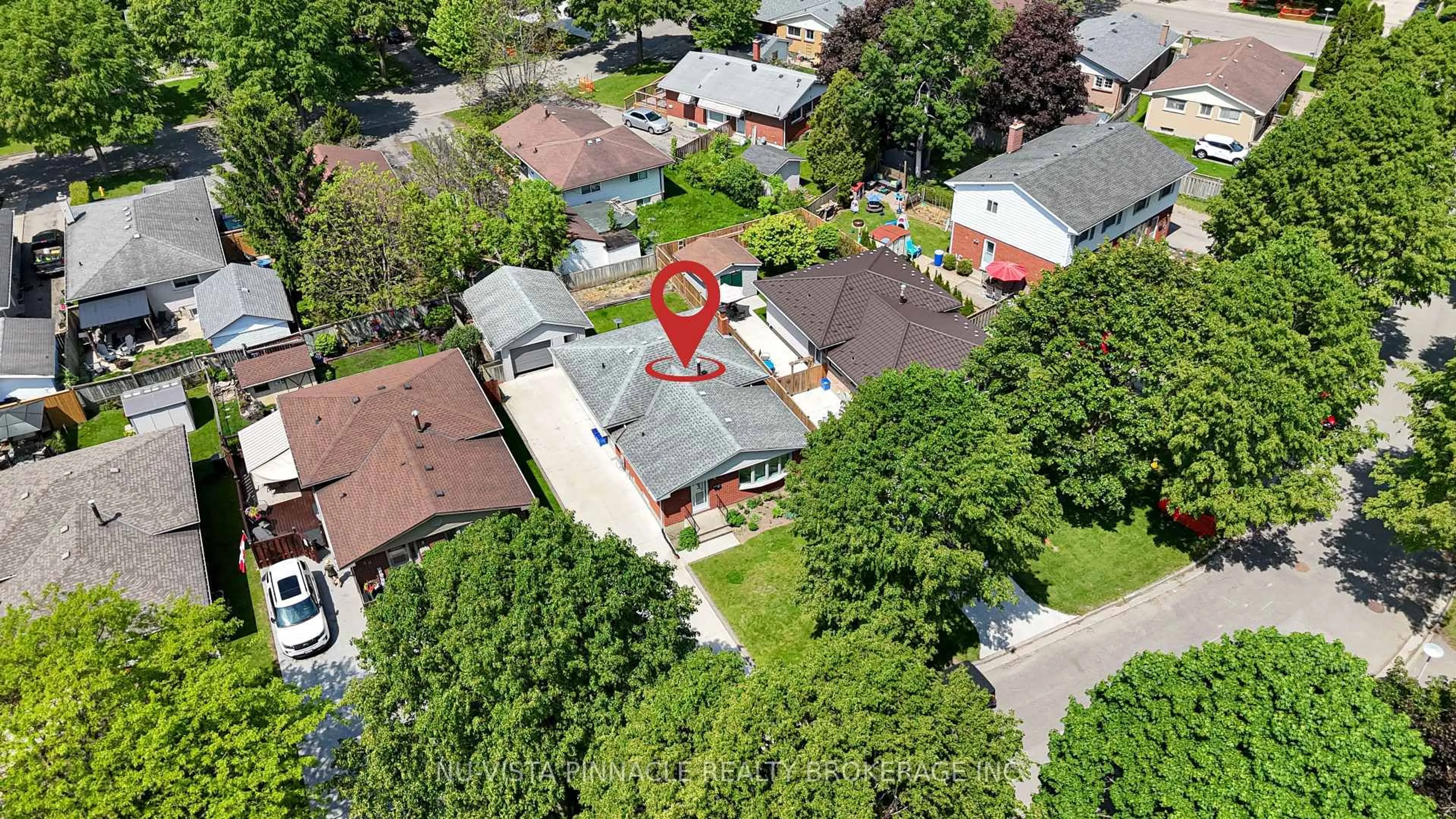 A pic from outside/outdoor area/front of a property/back of a property/a pic from drone, street for 84 Kintail Cres, London South Ontario N6E 1J5
