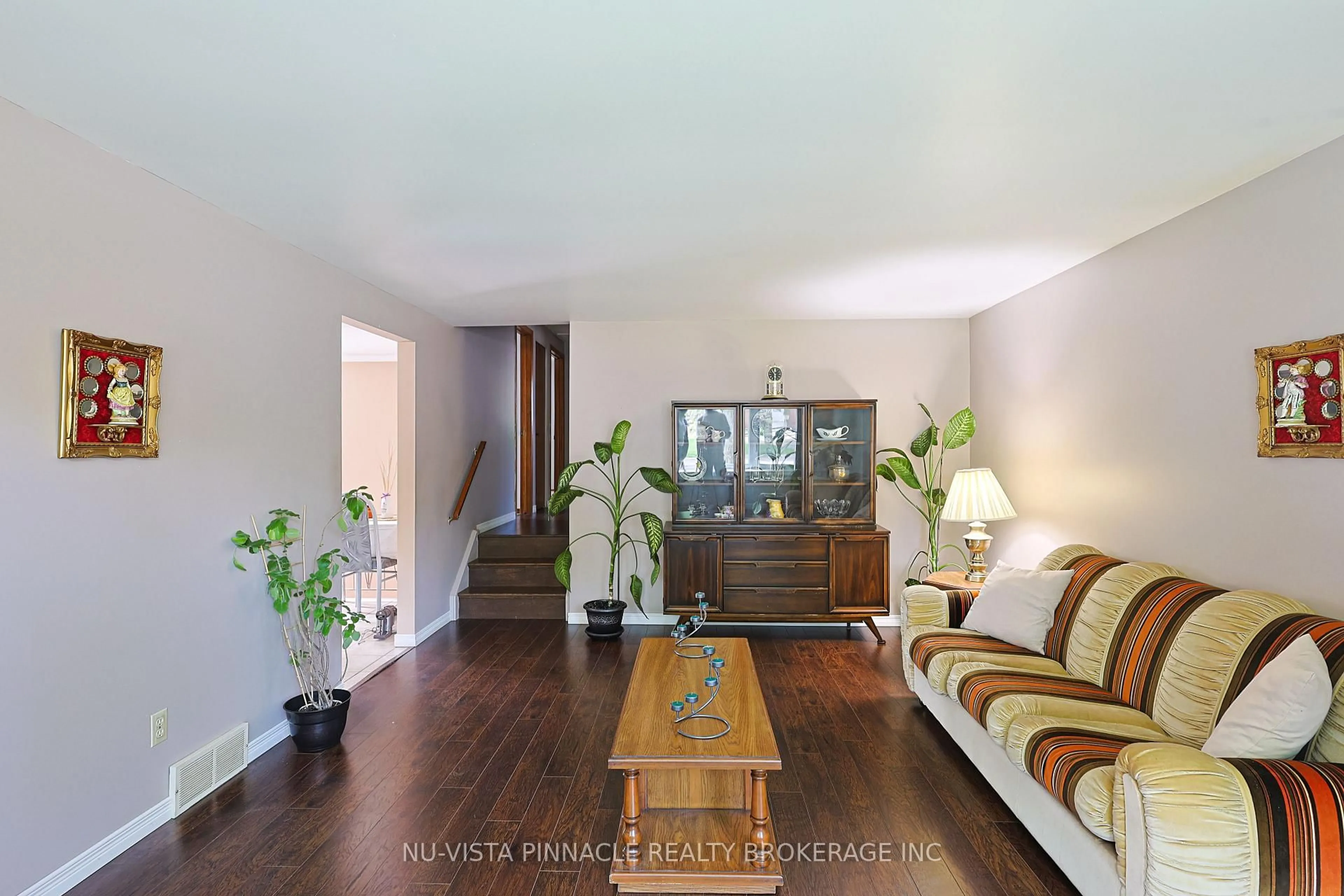Unknown for 84 Kintail Cres, London South Ontario N6E 1J5