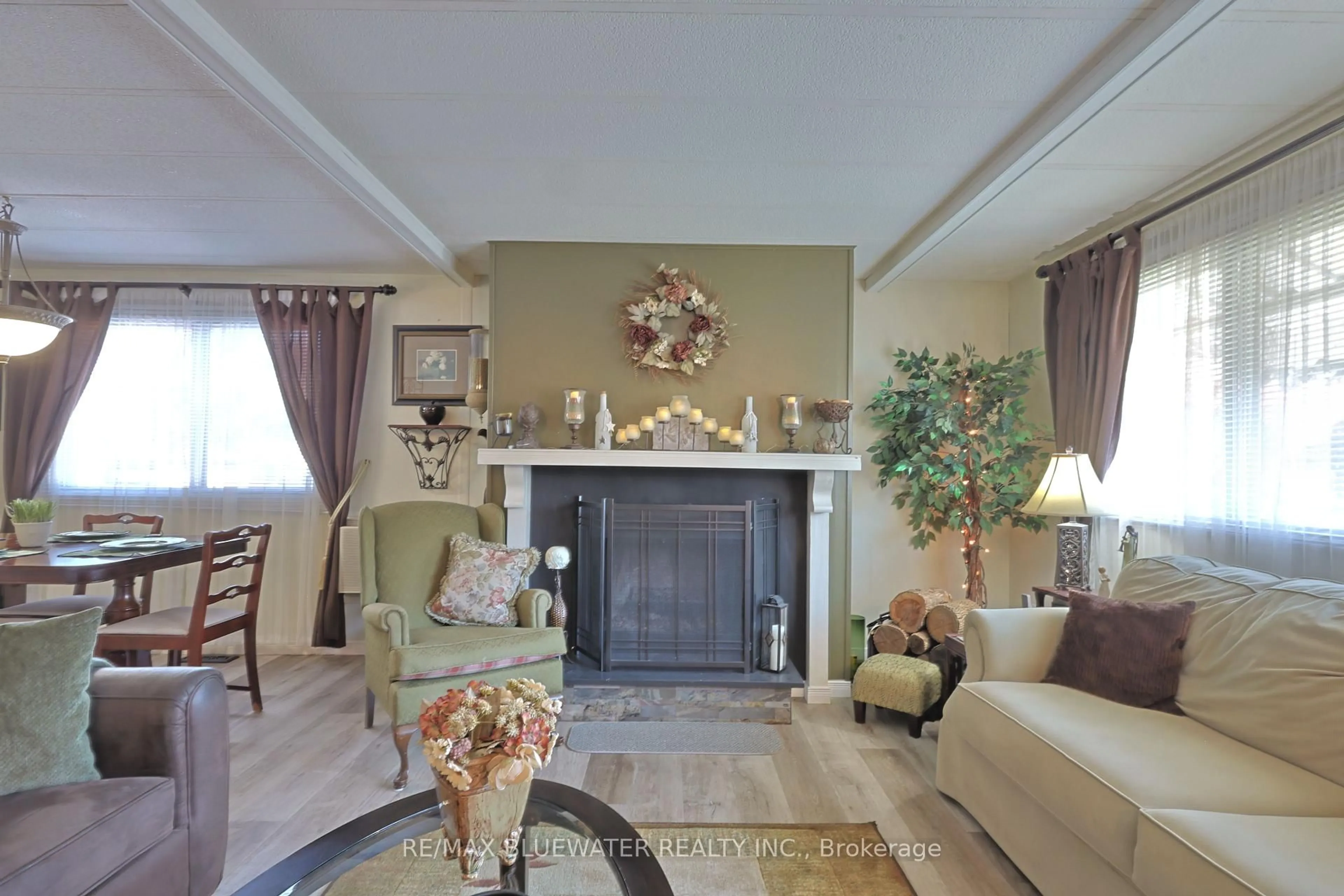 Living room with furniture, unknown for 208 Biltmore Dr, South Huron Ontario N0M 1T0