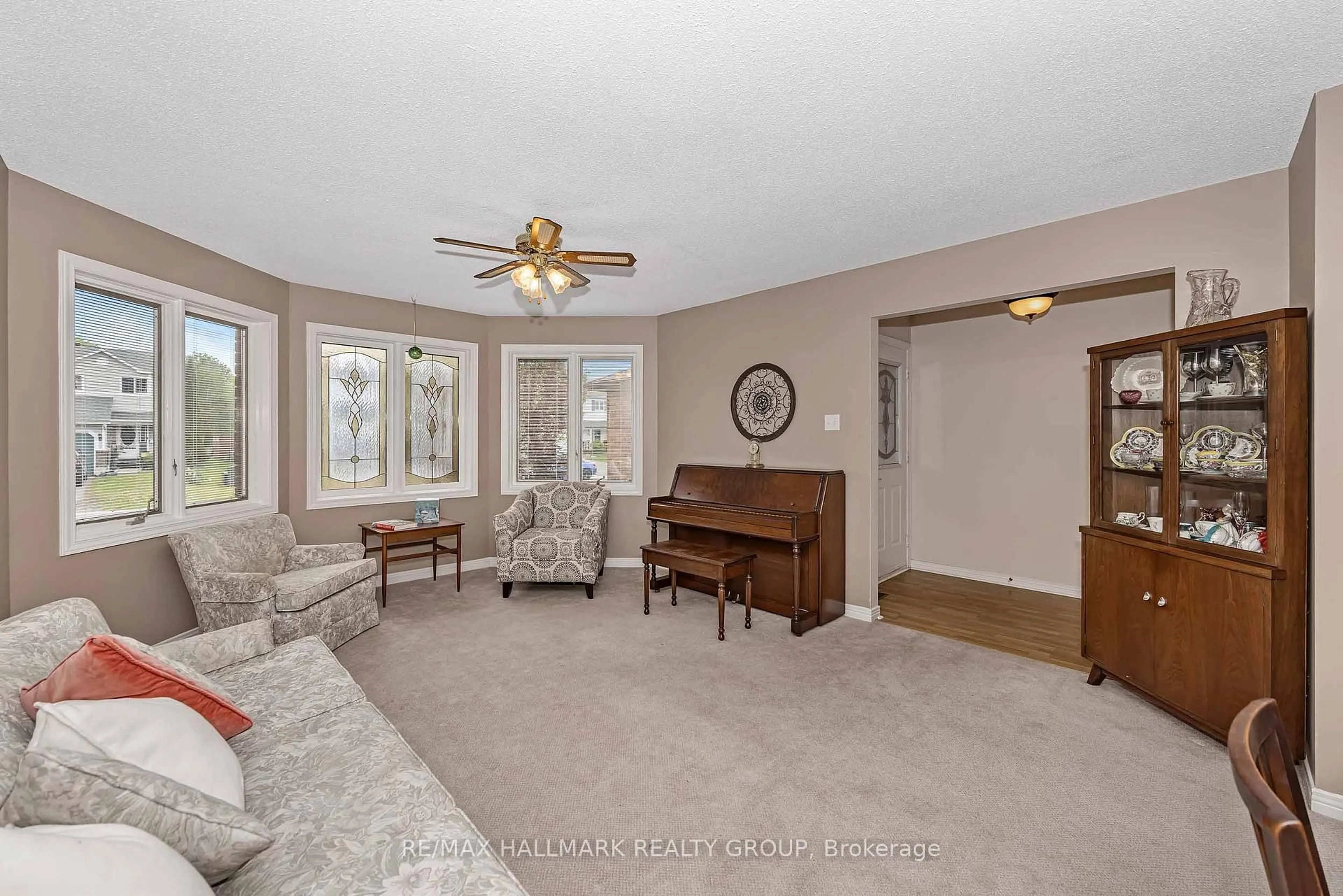 Living room with furniture, unknown for 18 Randall James Dr, Ottawa Ontario K2S 1L9