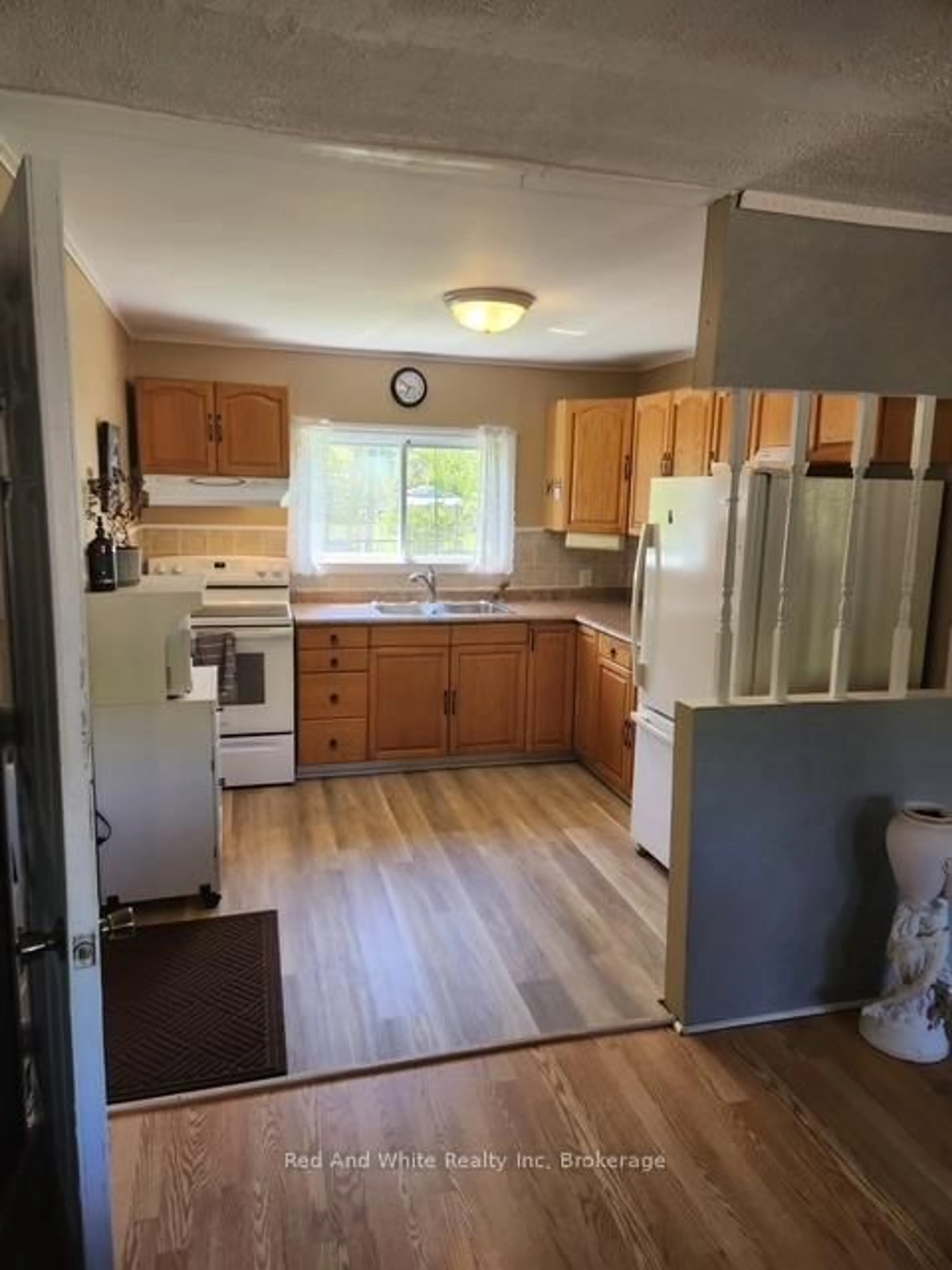 Standard kitchen, unknown for 56 Horseshoe Lane, Armour Ontario P0A 1L0