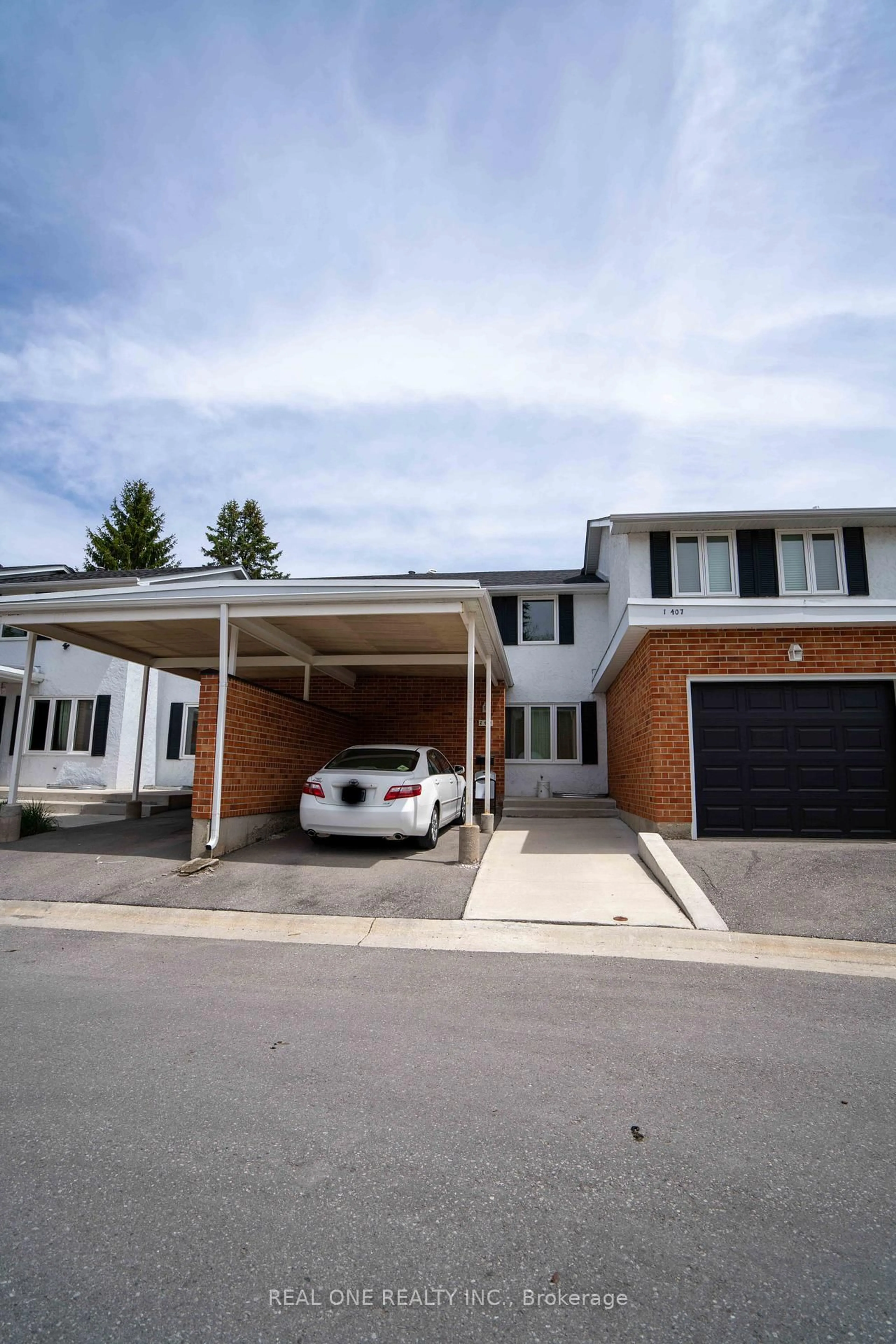 Unknown for 407 Keats Way #2, Waterloo Ontario N2L 5S7