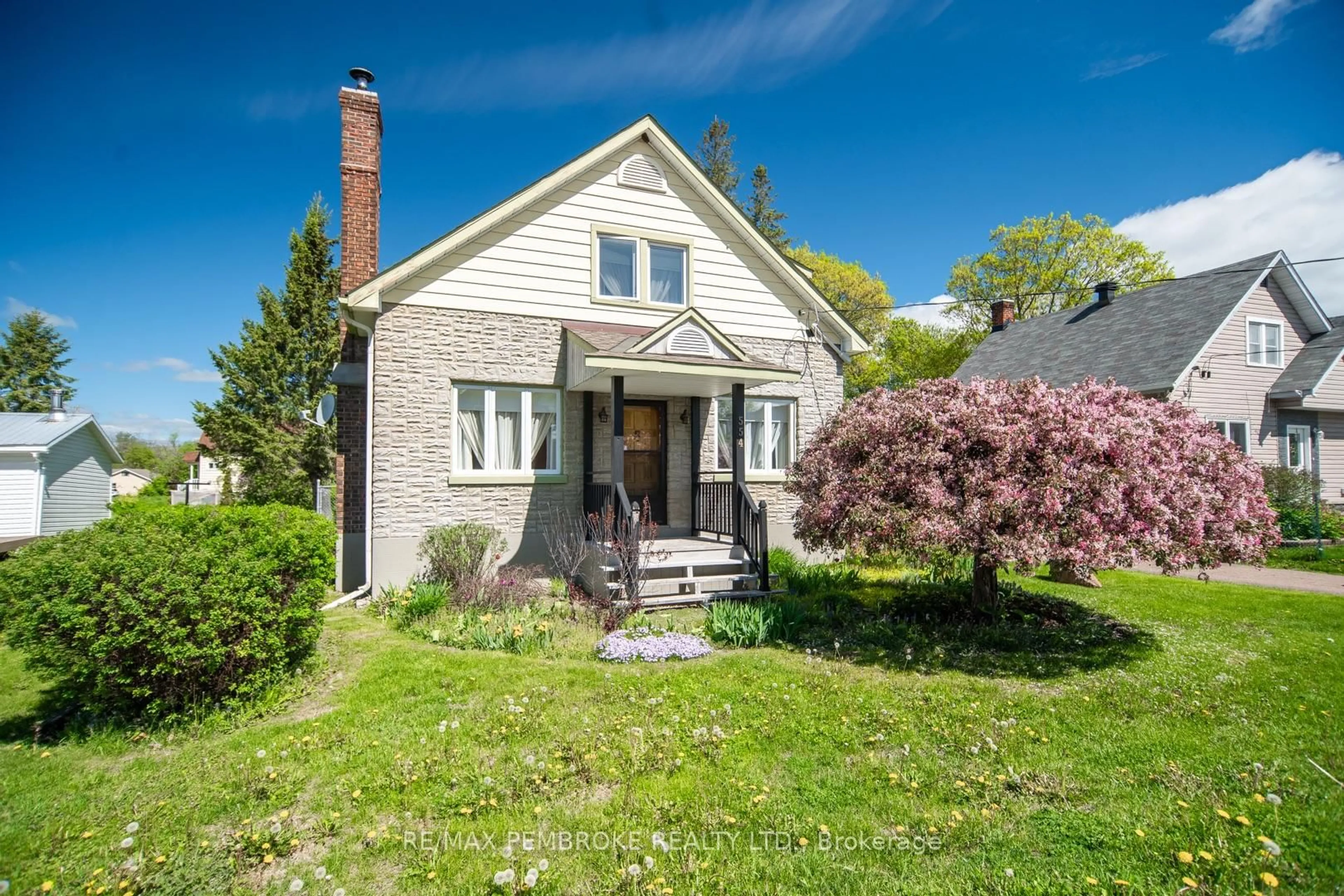 Home with brick exterior material, street for 554 EGANVILLE Rd, Pembroke Ontario K8A 4E8