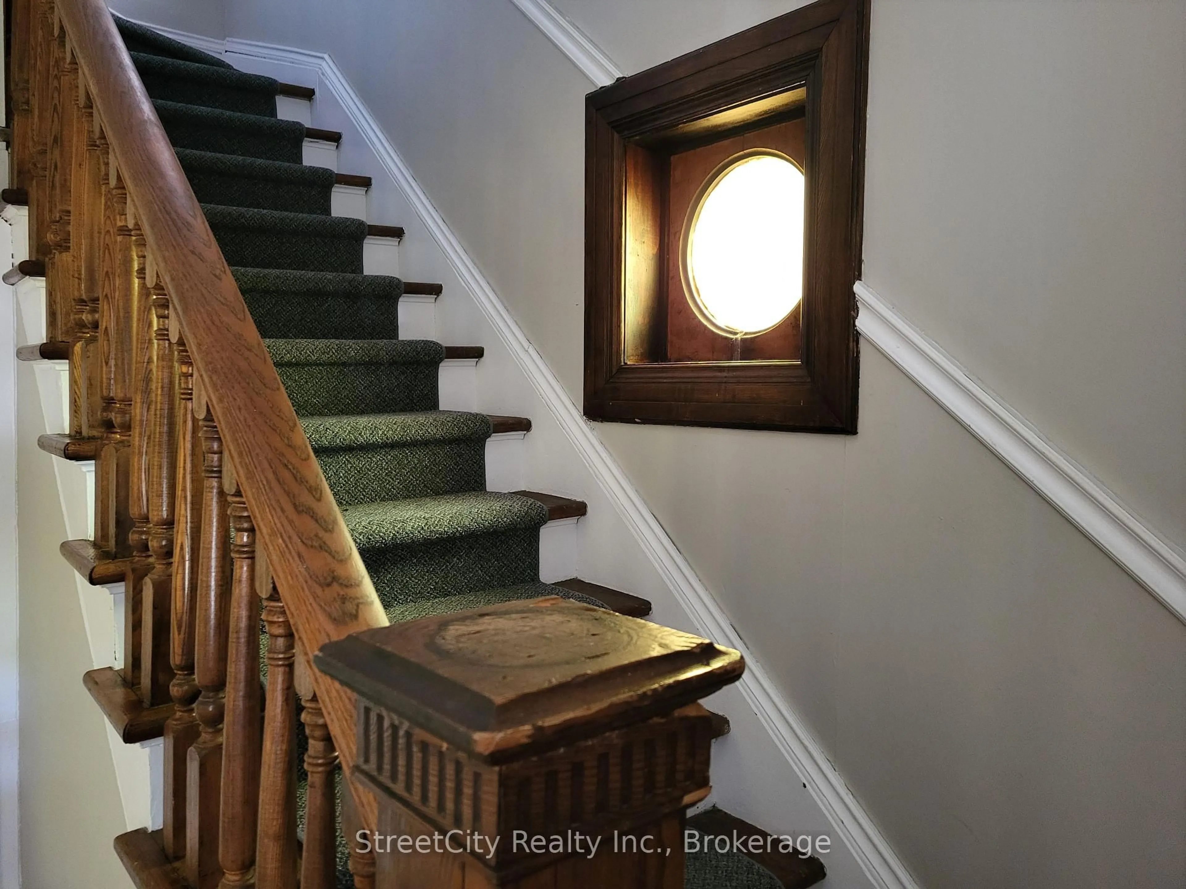 Stairs for 12 Mercer St, Stratford Ontario N5A 6J4