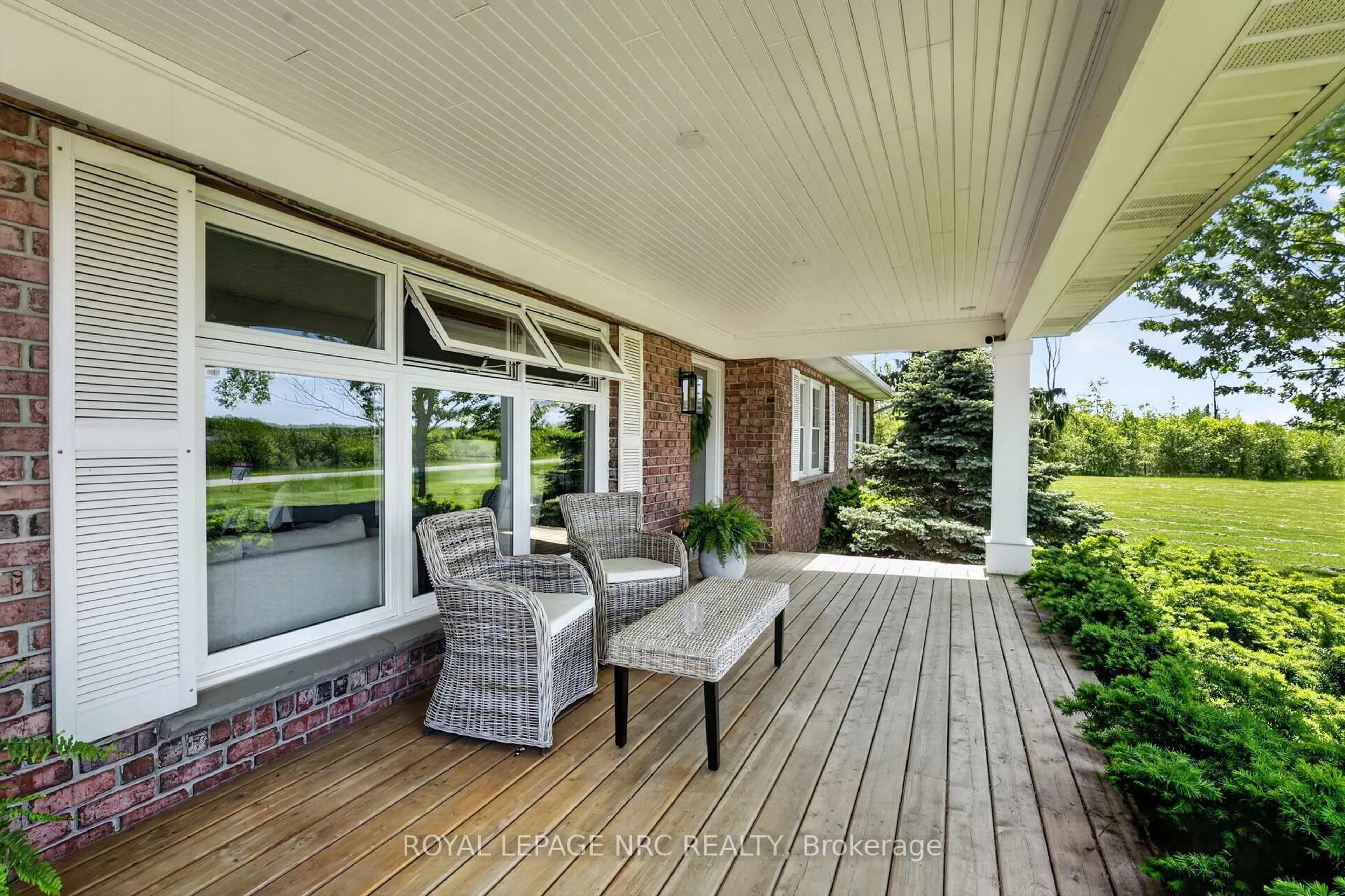 Patio, unknown for 1196 House Rd, Fort Erie Ontario L0S 1N0