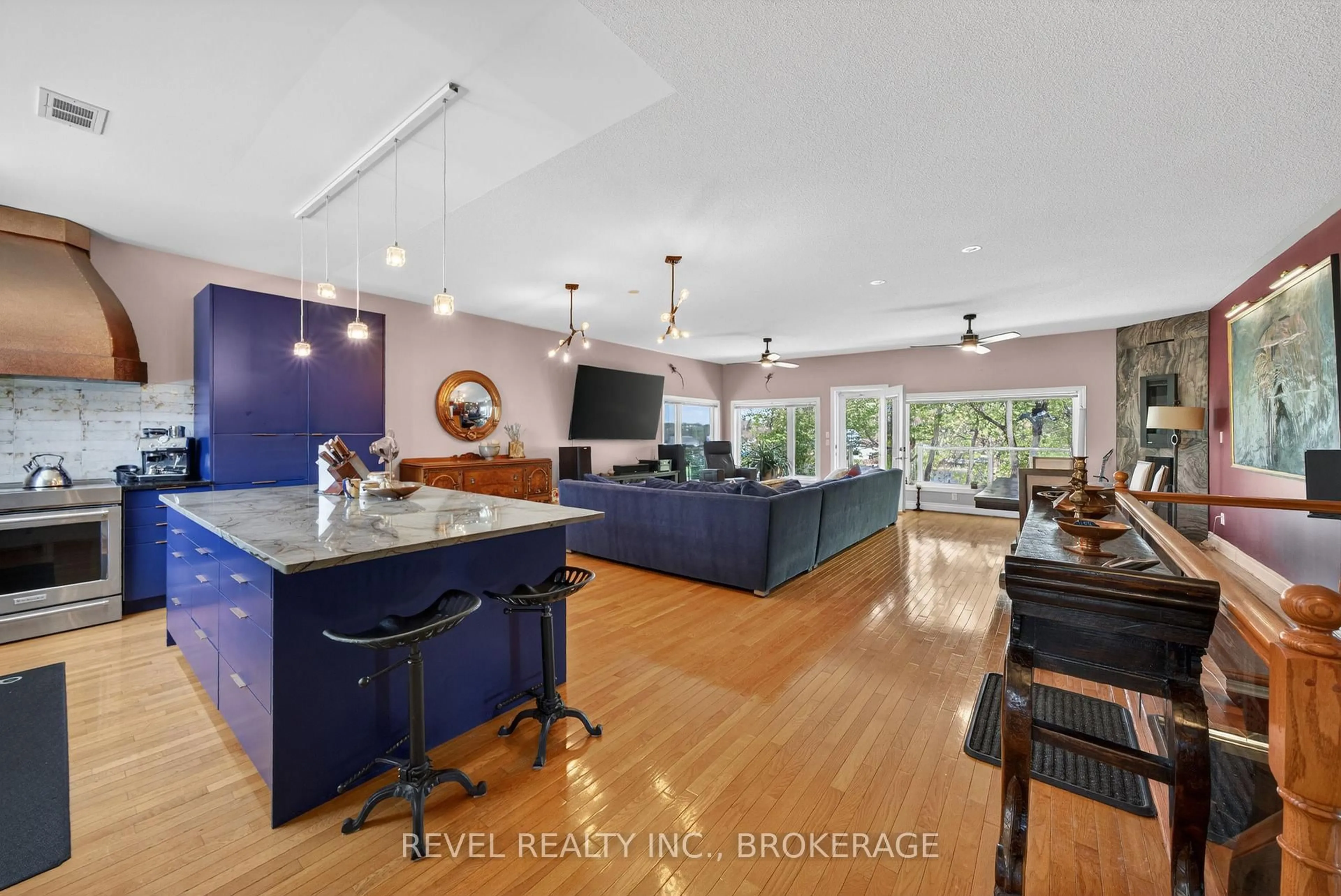Open concept kitchen, unknown for 1142 Coverdale Dr, Kingston Ontario K7M 8X7
