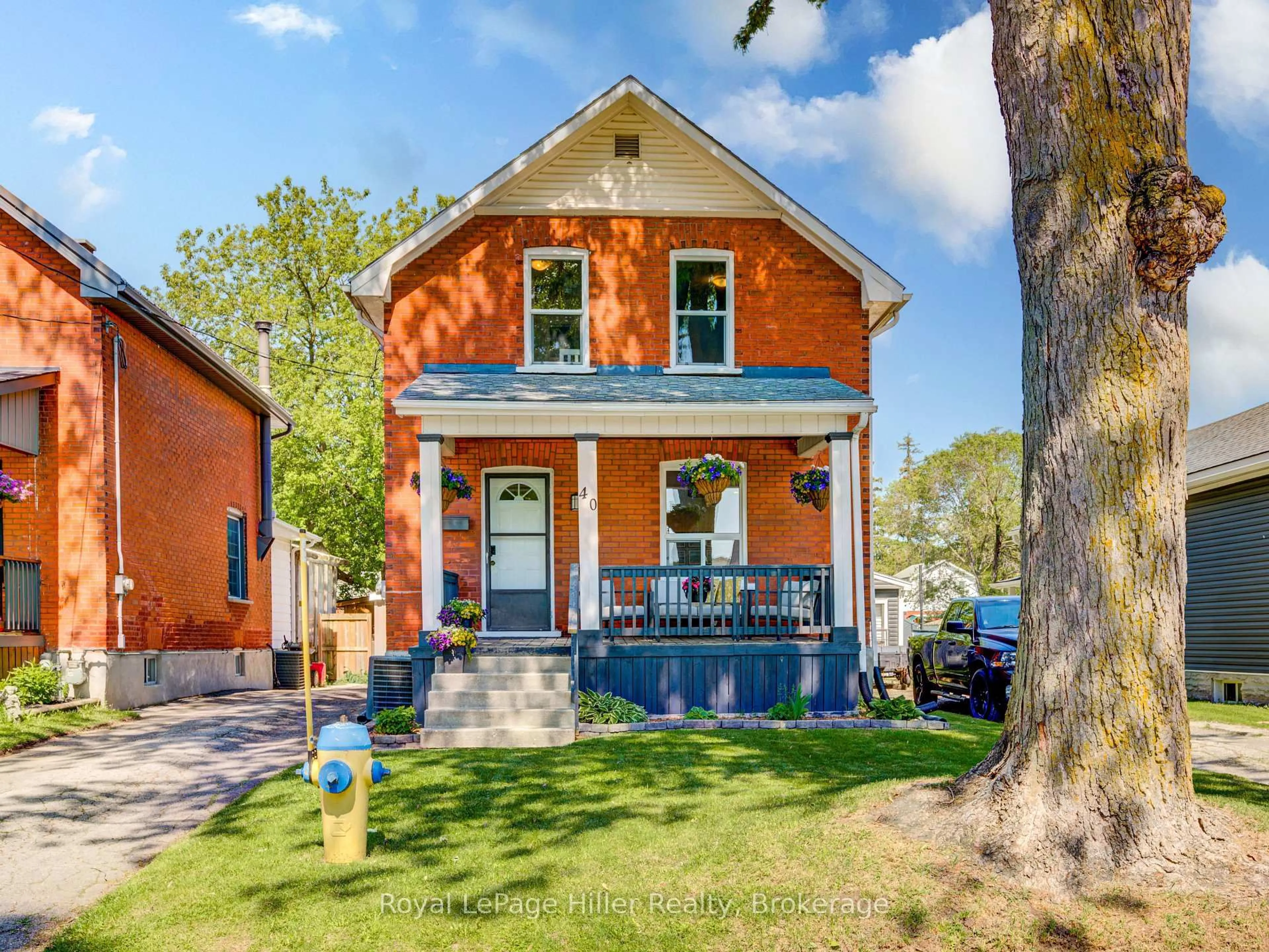 Home with brick exterior material, street for 40 Cherry St, Stratford Ontario N5A 2E8