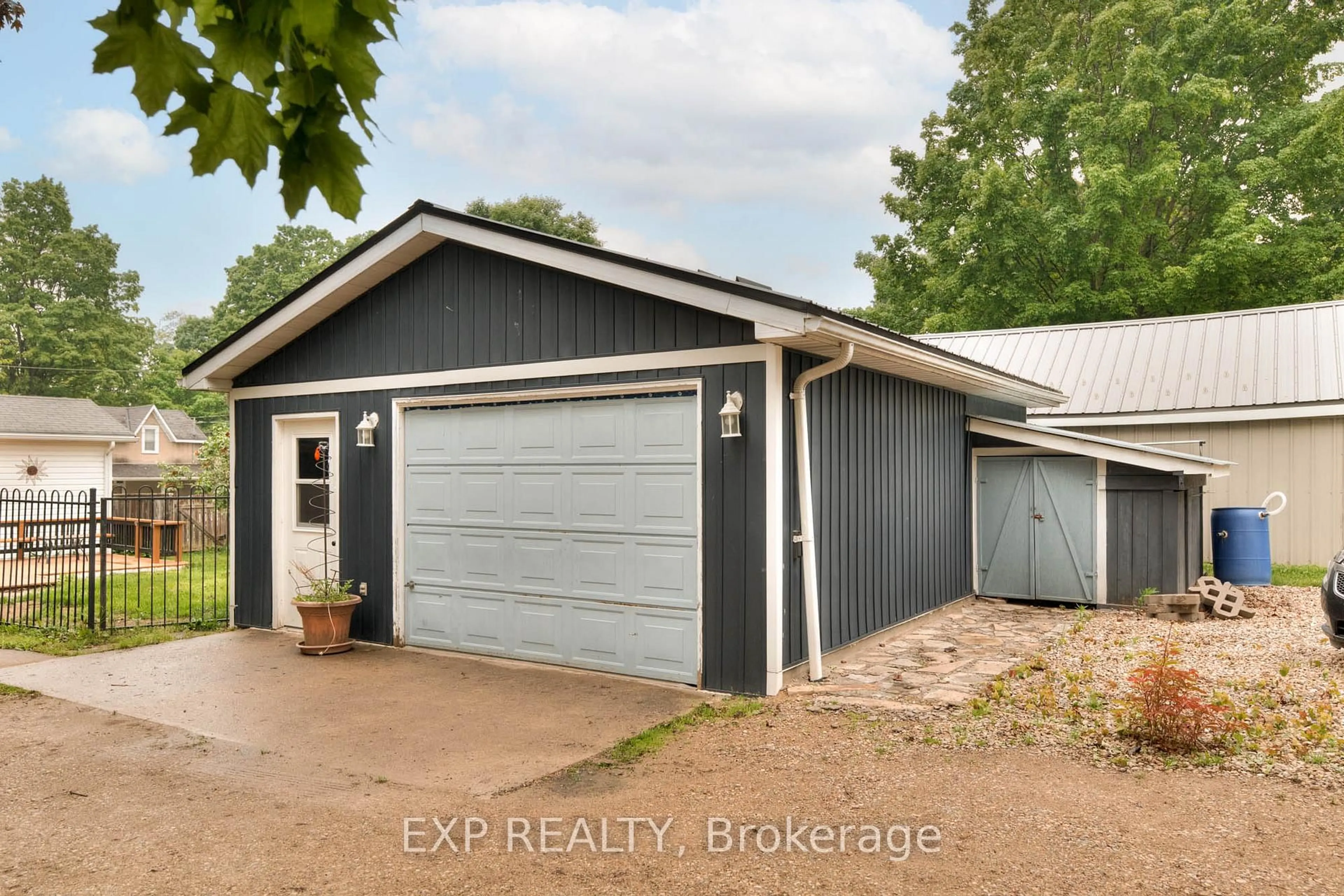 Unknown for 181 Shuter St St, North Huron Ontario N0G 2W0