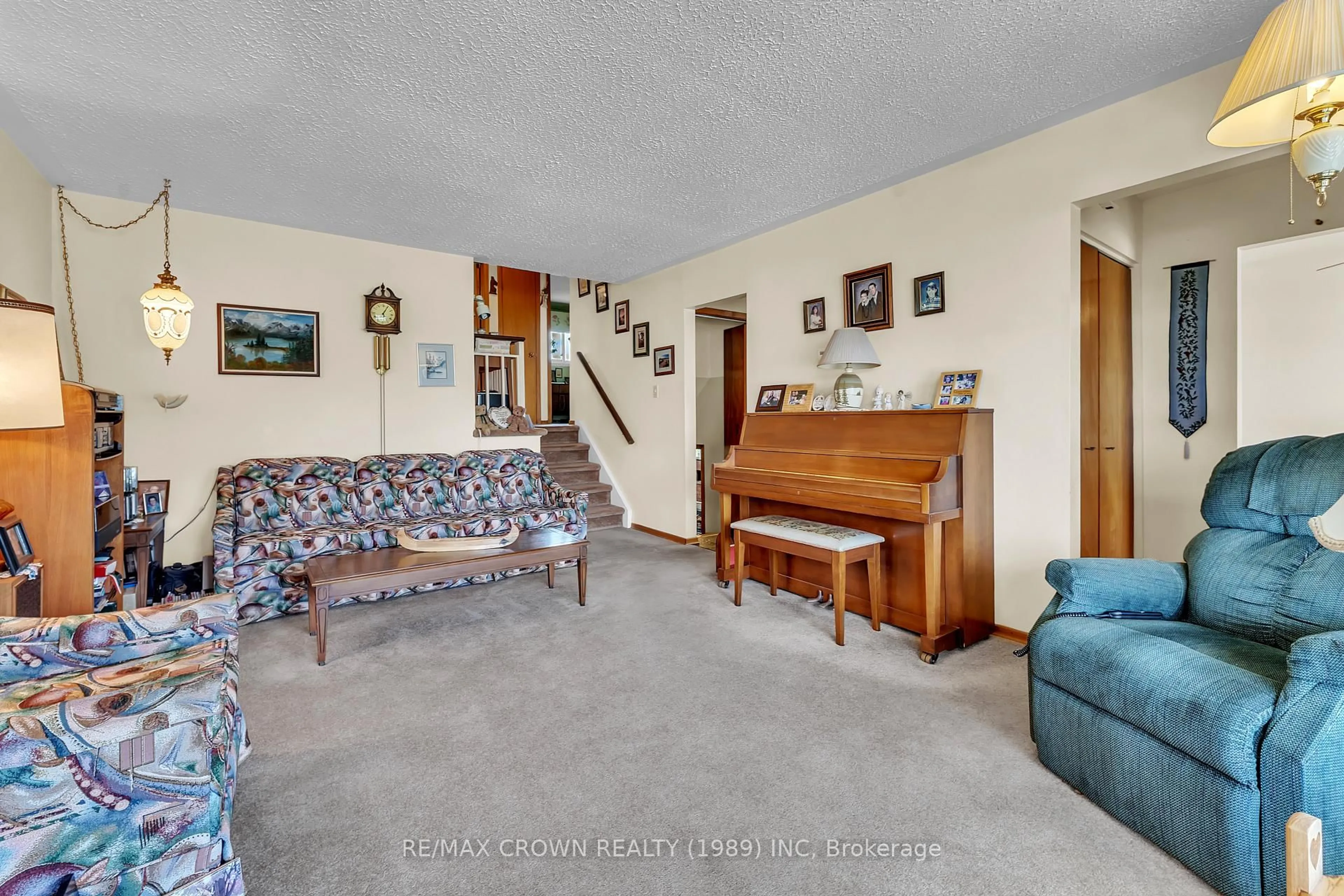 Living room with furniture, unknown for 14 Cecelia Crt, North Bay Ontario P1A 2S3