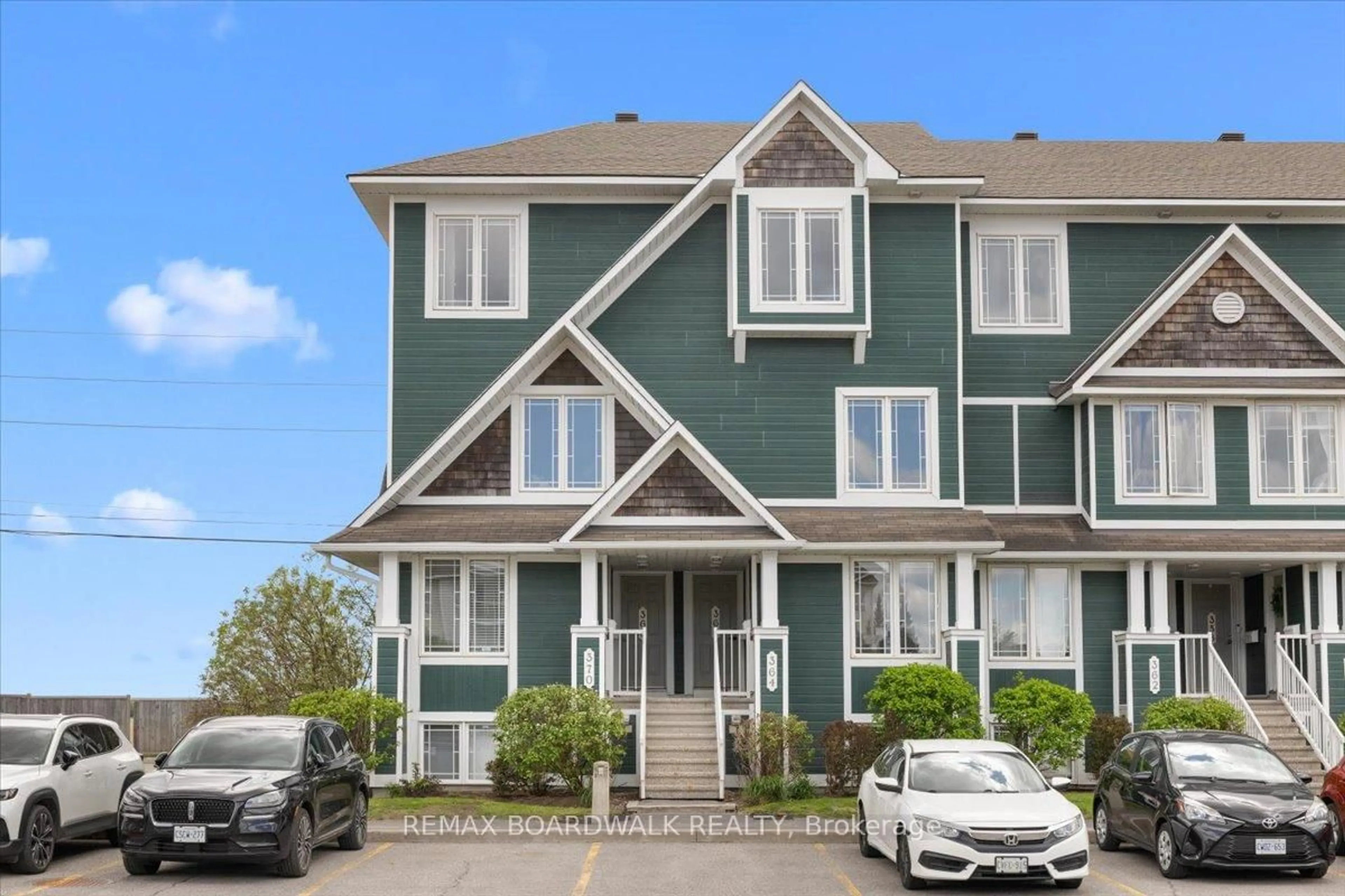 Home with vinyl exterior material, street for 366 CROWNRIDGE Dr, Kanata Ontario K2M 3A4