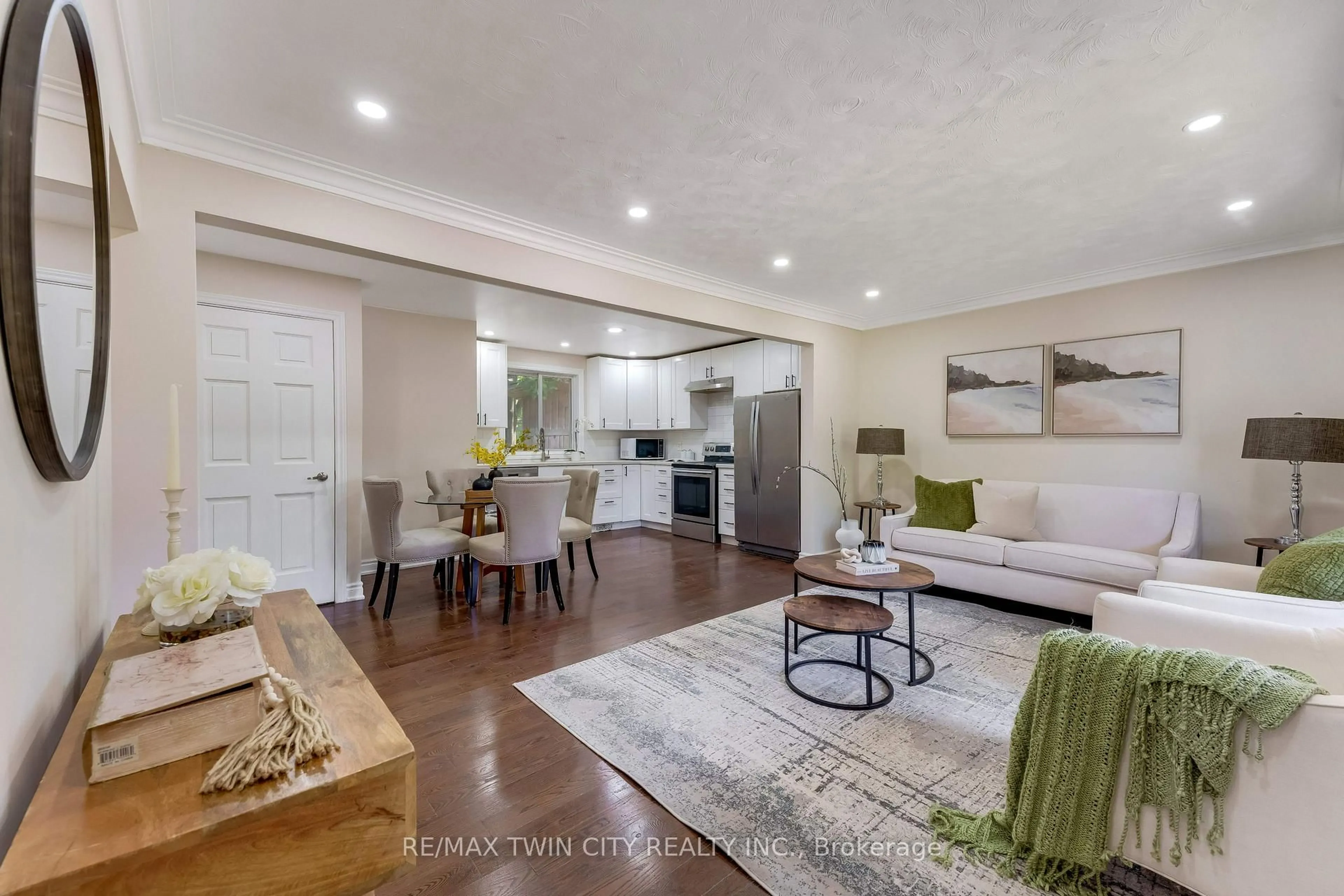 Living room with furniture, unknown for 88 Dumbarton St, Guelph Ontario N1E 3T7