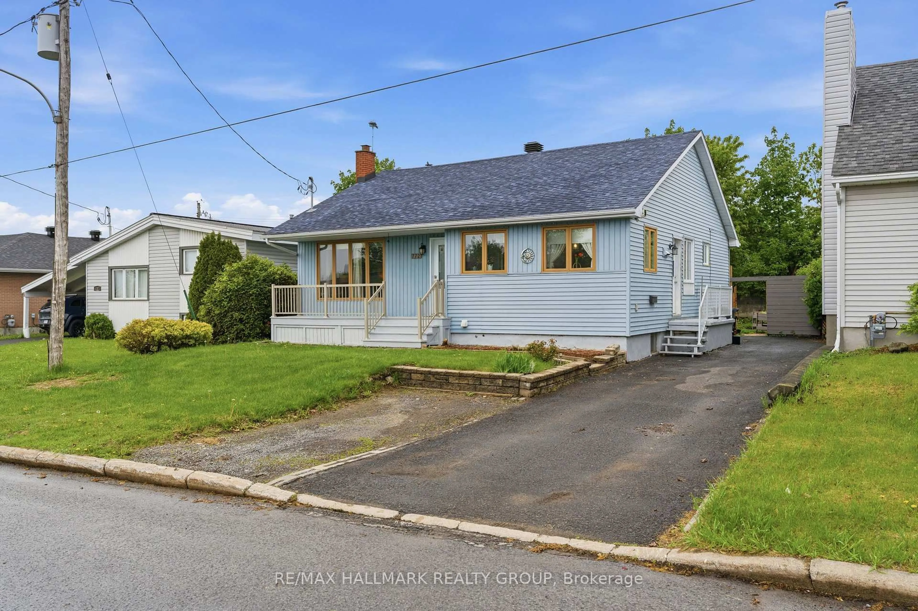 A pic from outside/outdoor area/front of a property/back of a property/a pic from drone, street for 772 Lafleche Rd, Hawkesbury Ontario K6A 1N5