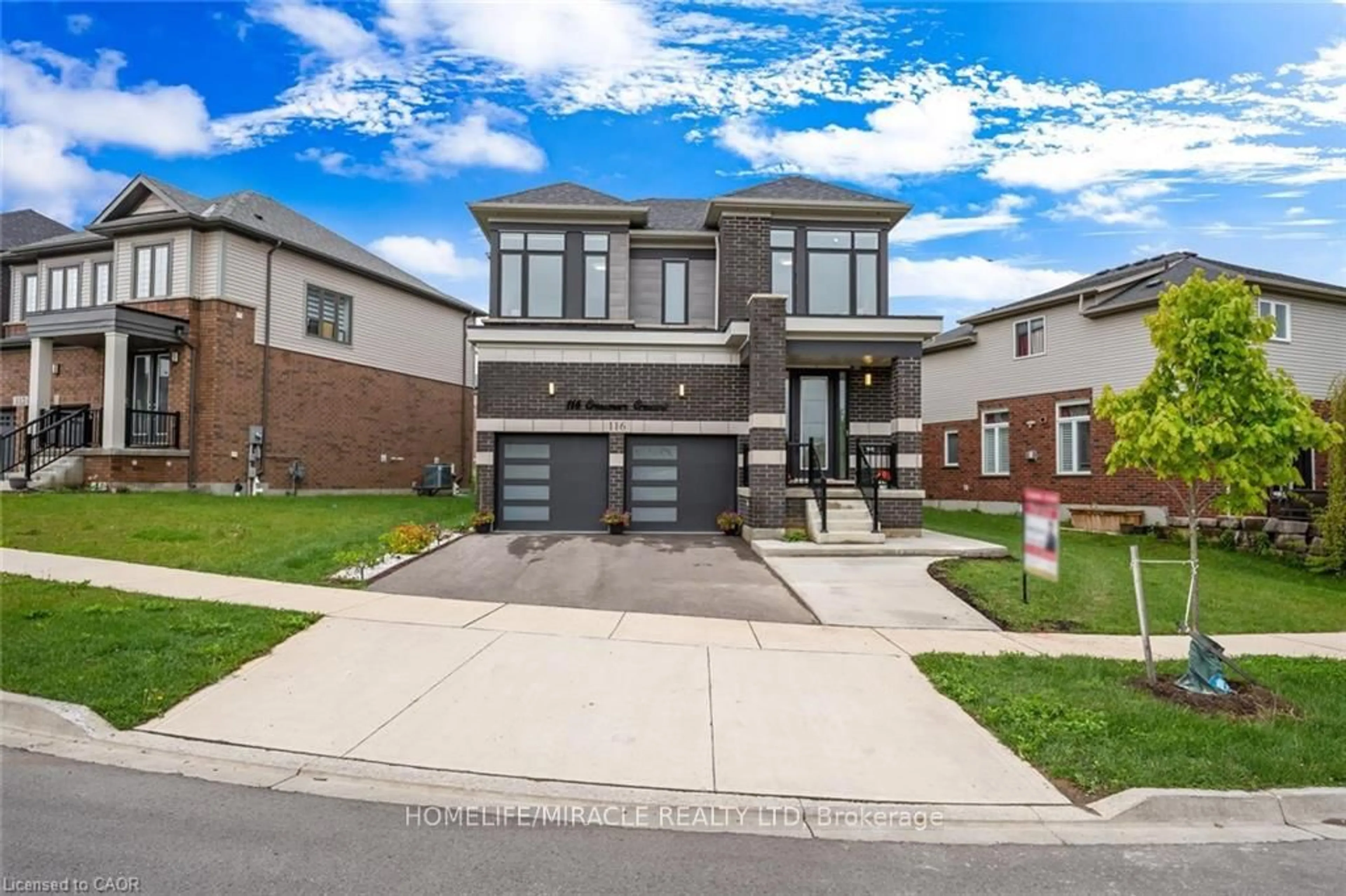 Home with brick exterior material, street for 116 Crossmore Cres, Waterloo Ontario N1S 0C7