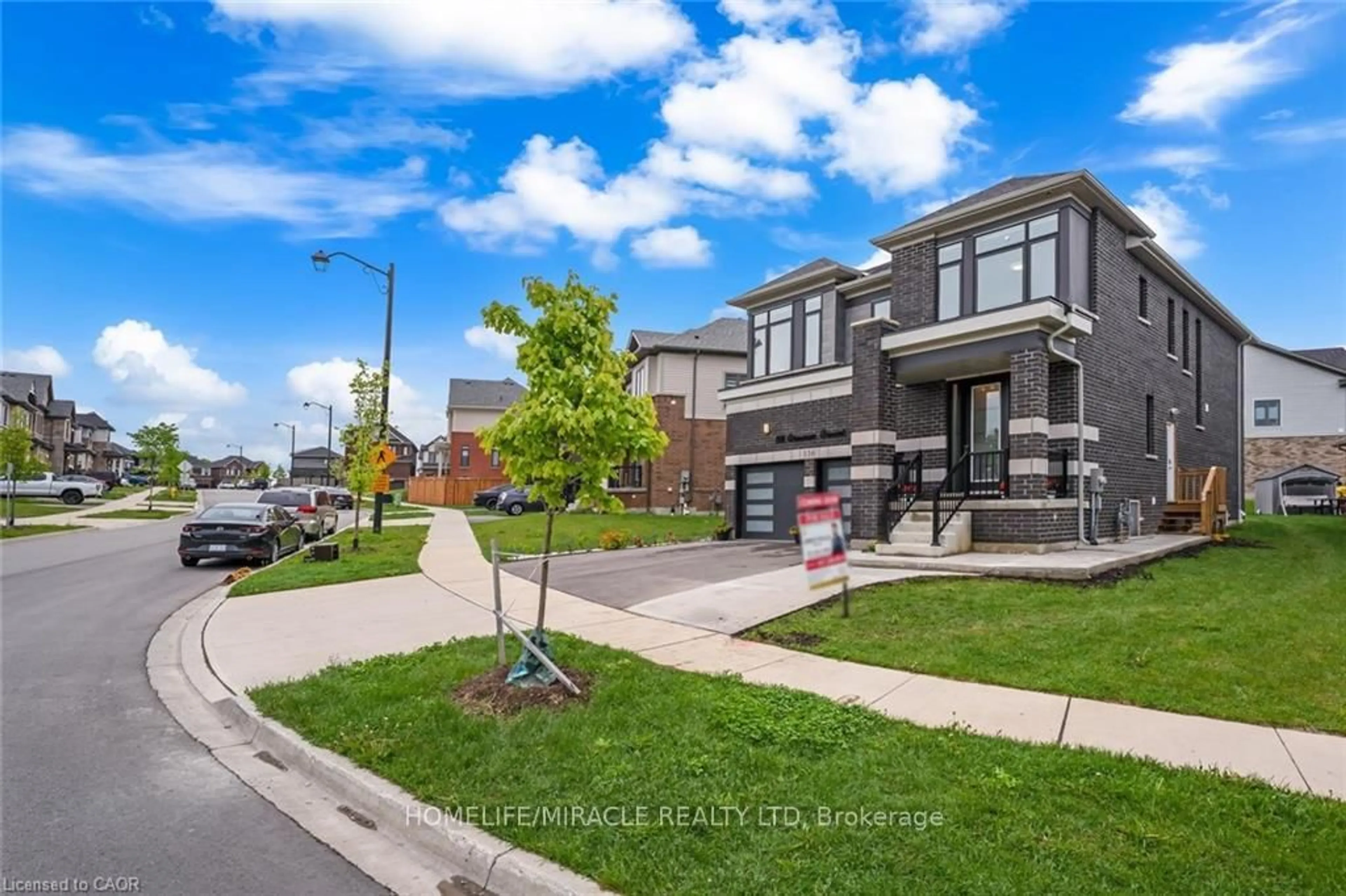 Unknown for 116 Crossmore Cres, Waterloo Ontario N1S 0C7