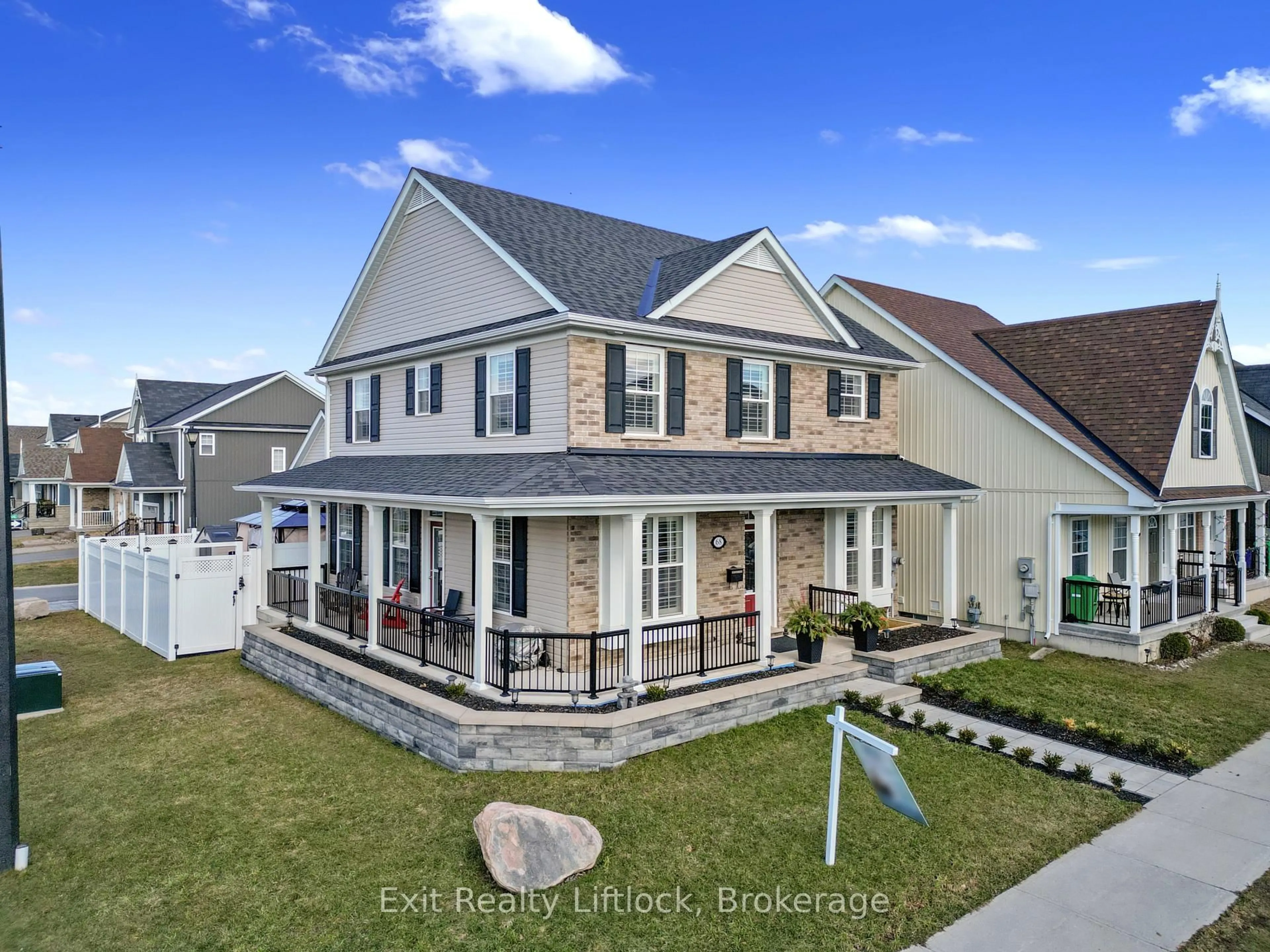 Home with vinyl exterior material, street for 68 Flitton Ave, Peterborough Ontario K9H 0G5