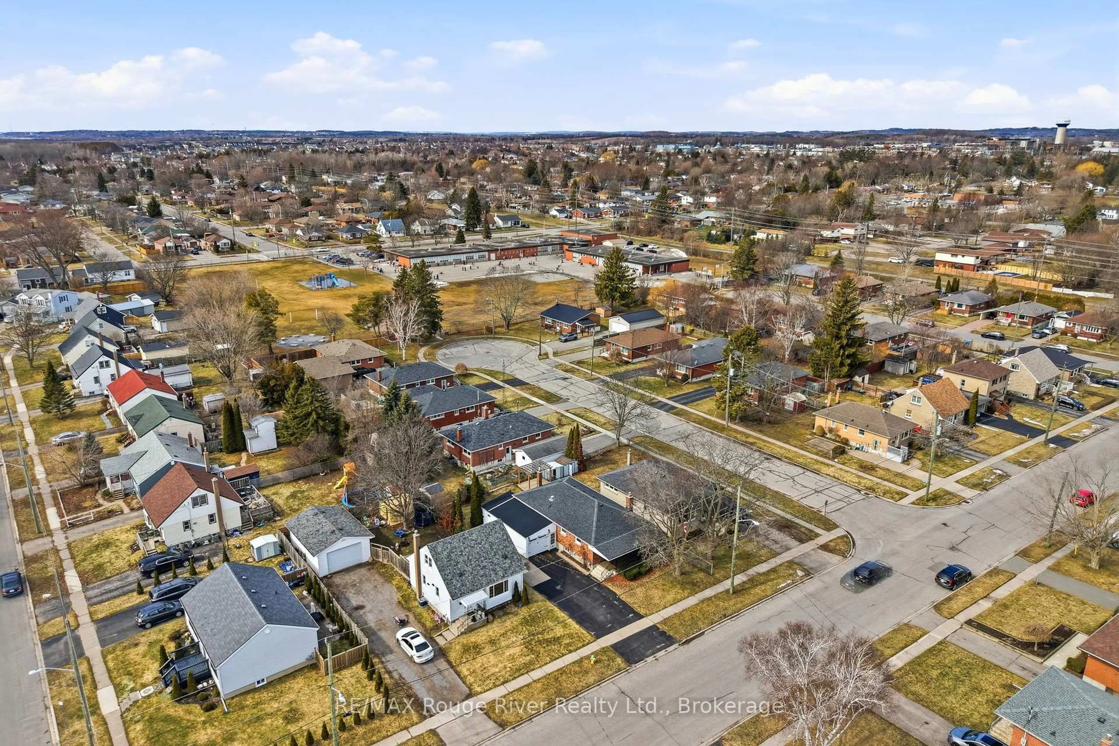 A pic from outside/outdoor area/front of a property/back of a property/a pic from drone, street for 577 Sinclair St, Cobourg Ontario K9A 2Y8