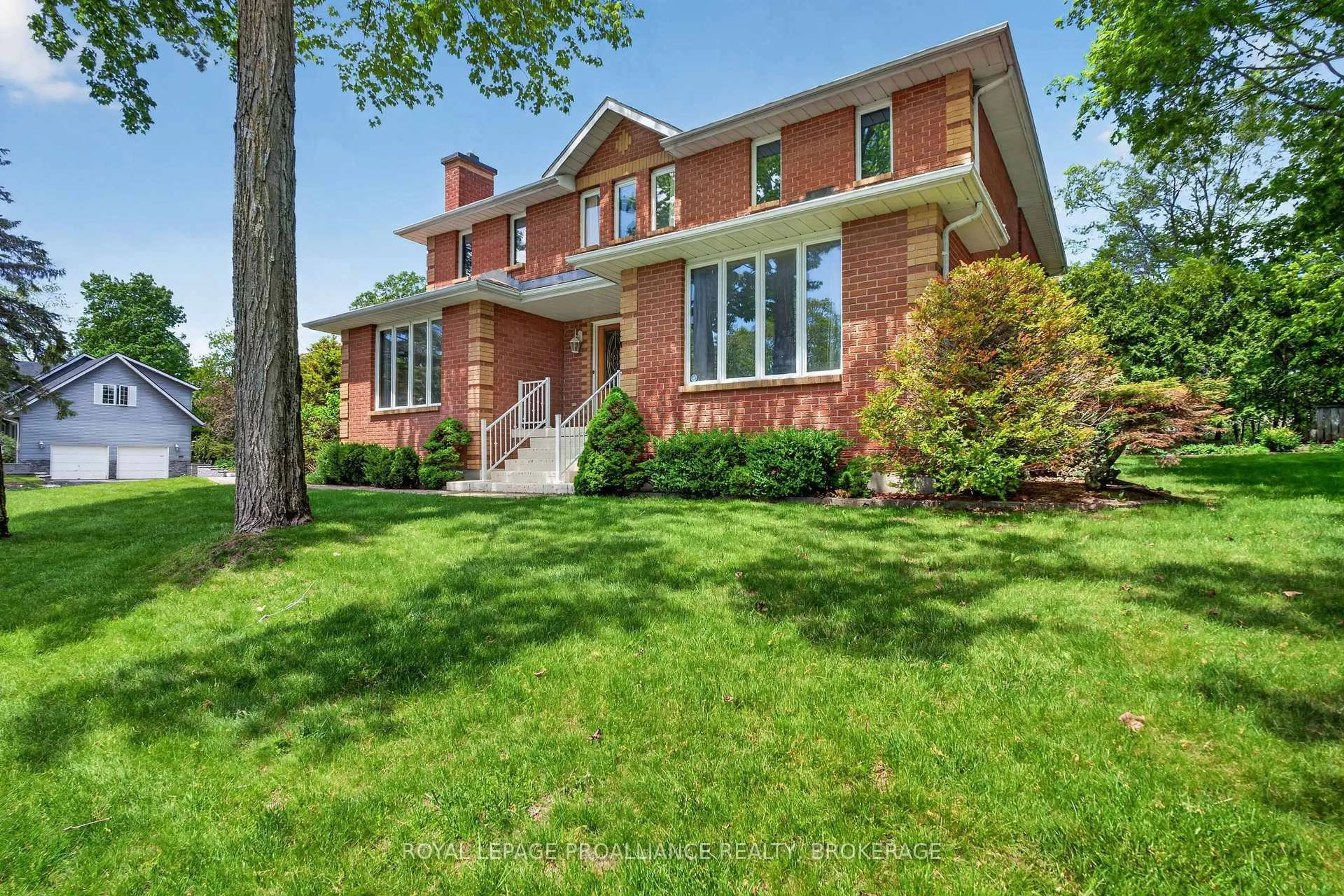 Home with brick exterior material, street for 542 RANKIN Cres, Kingston Ontario K7M 7L4