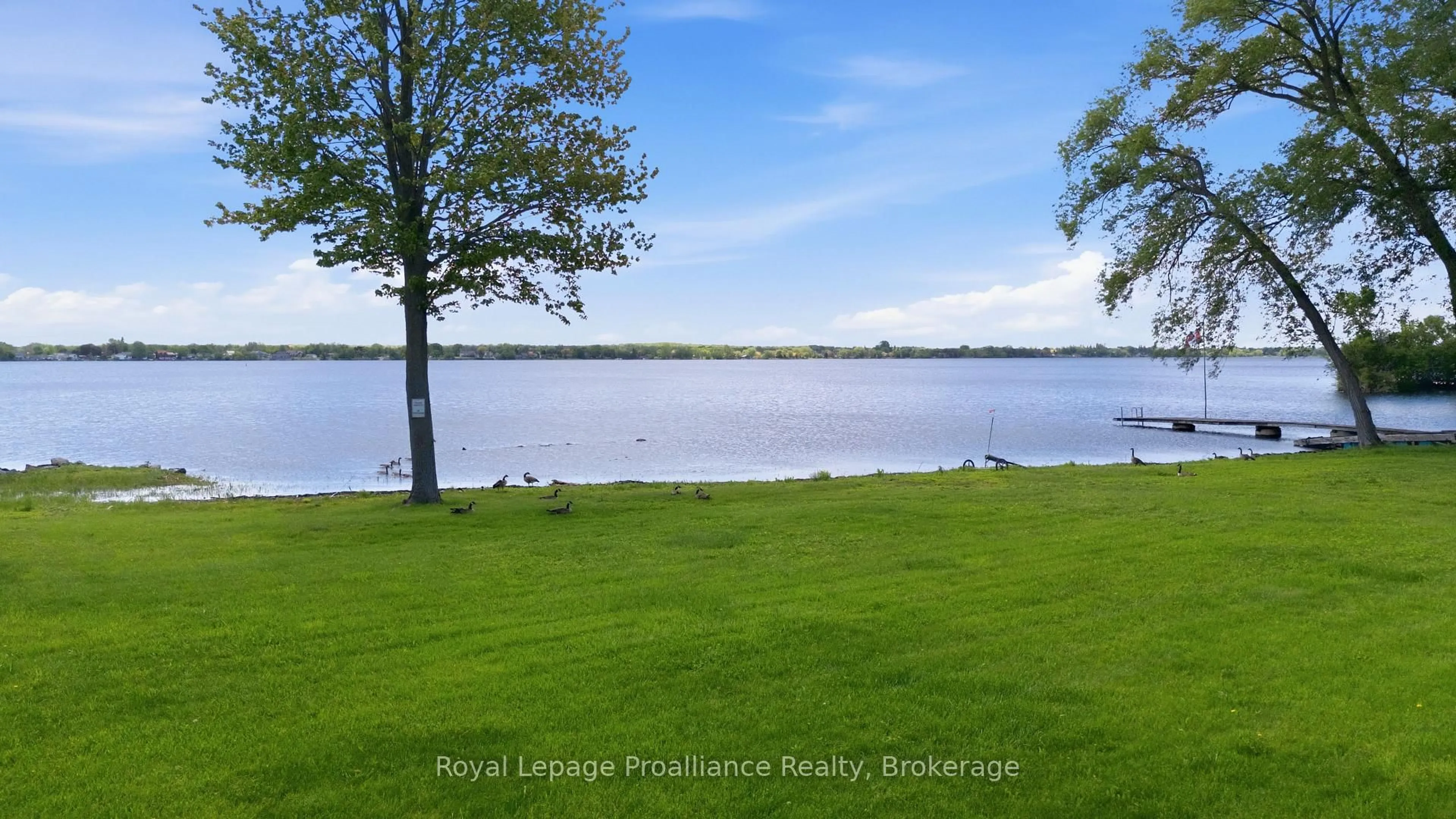 Unknown for 261 Dundas St, Belleville Ontario K8P 1A8