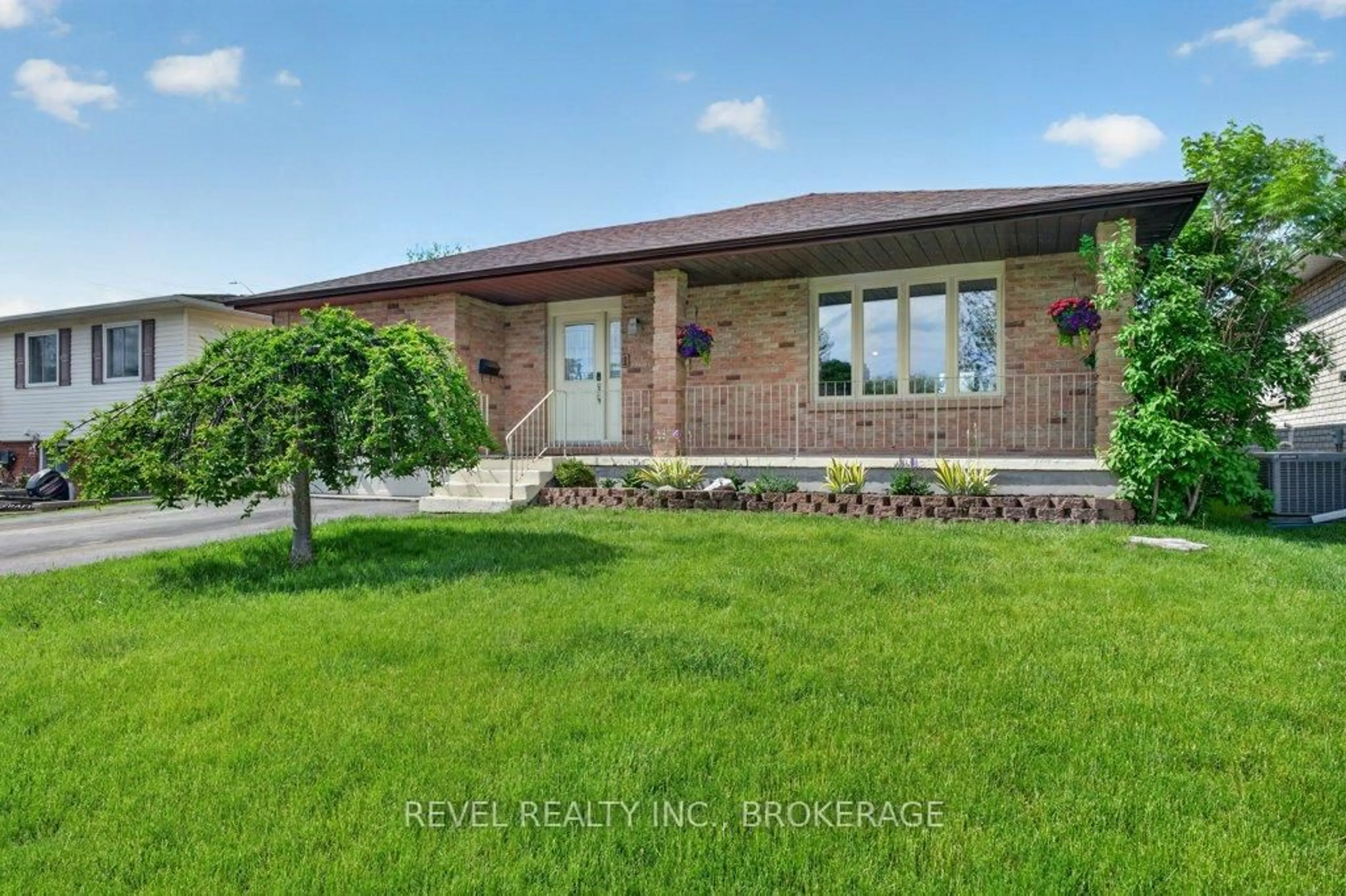 Home with brick exterior material, unknown for 1278 Humberside Dr, Kingston Ontario K7P 2N1