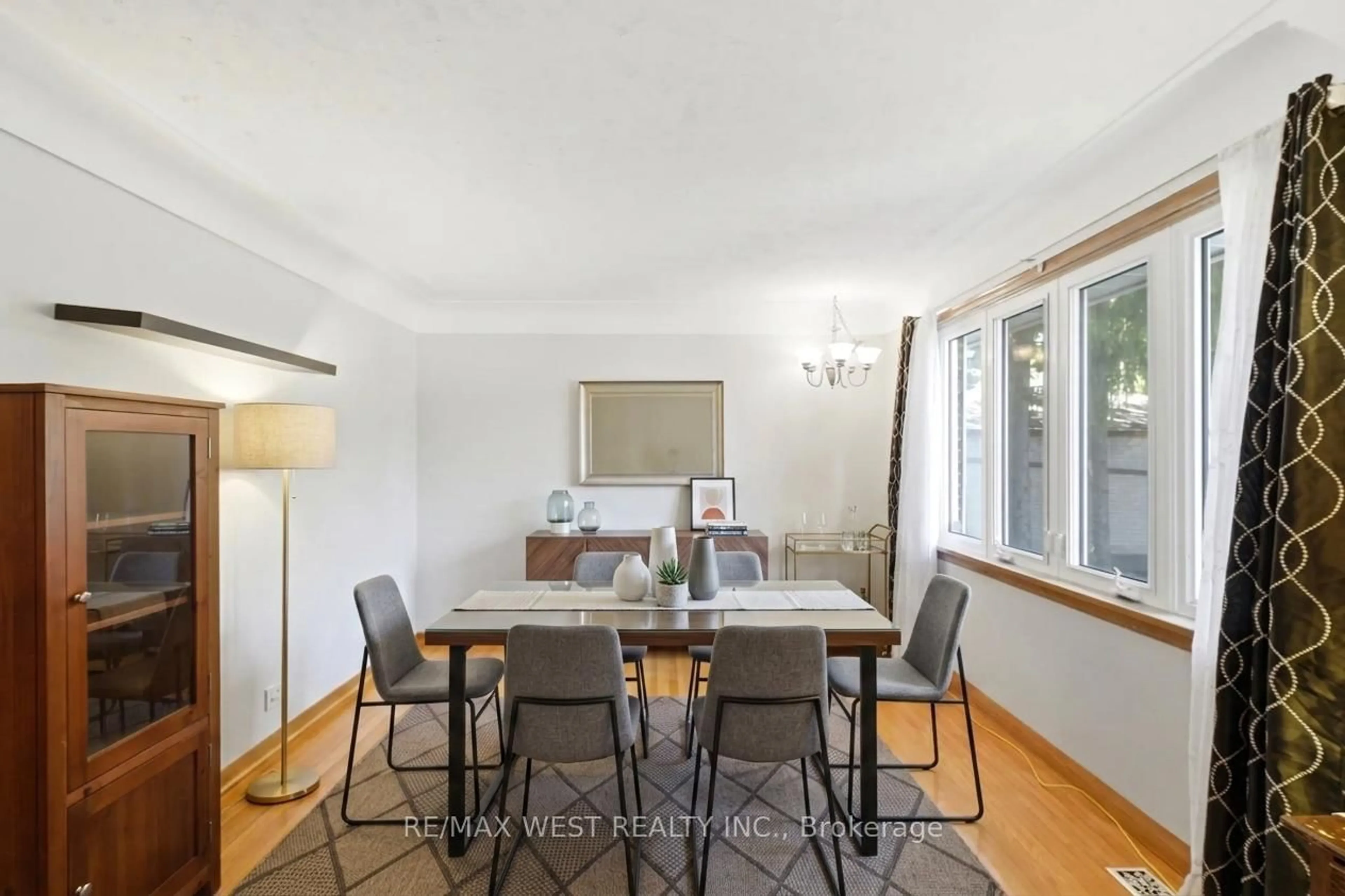 Dining room, unknown for 200 Bower Hill Rd, Woodstock Ontario N4S 2N4