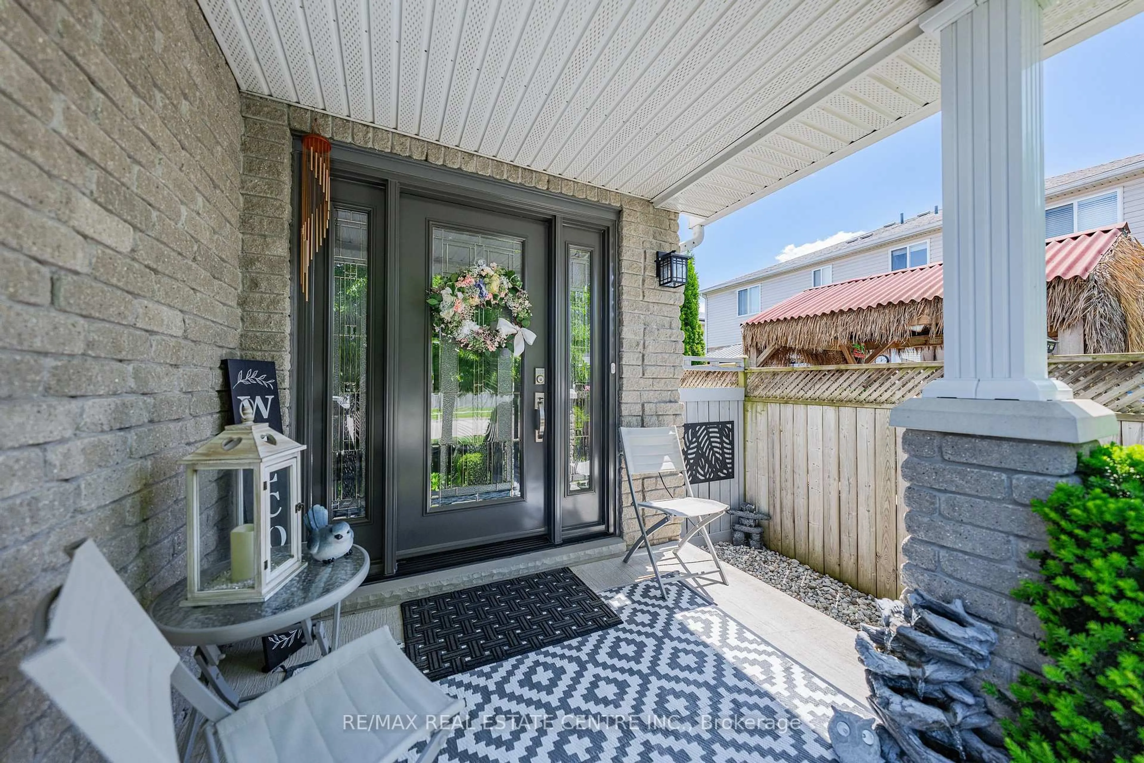 Patio, street for 63 Pentland Dr, Cambridge Ontario N1P 1B5