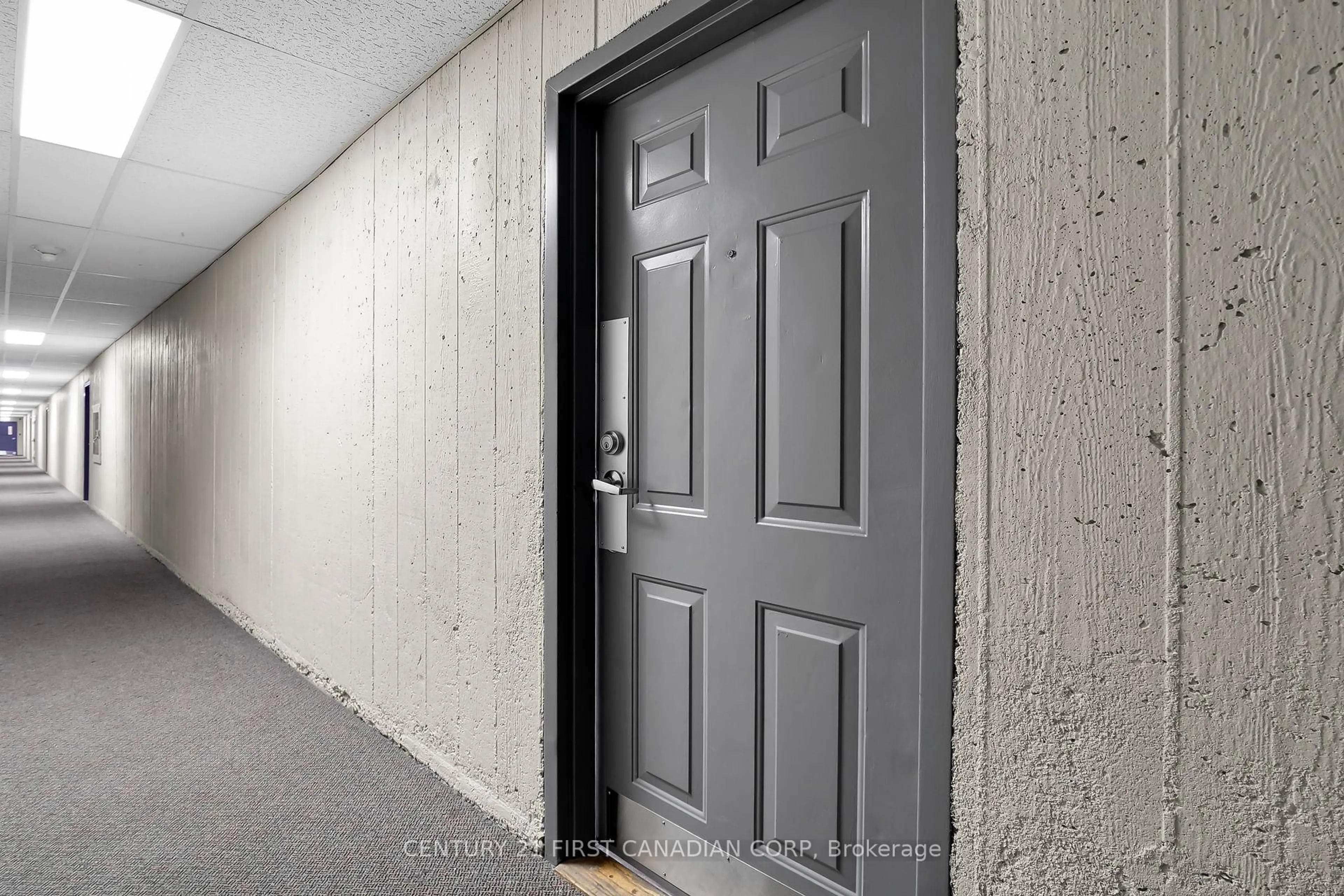 Unknown for 1447 Huron St #212, London East Ontario N5V 2E6