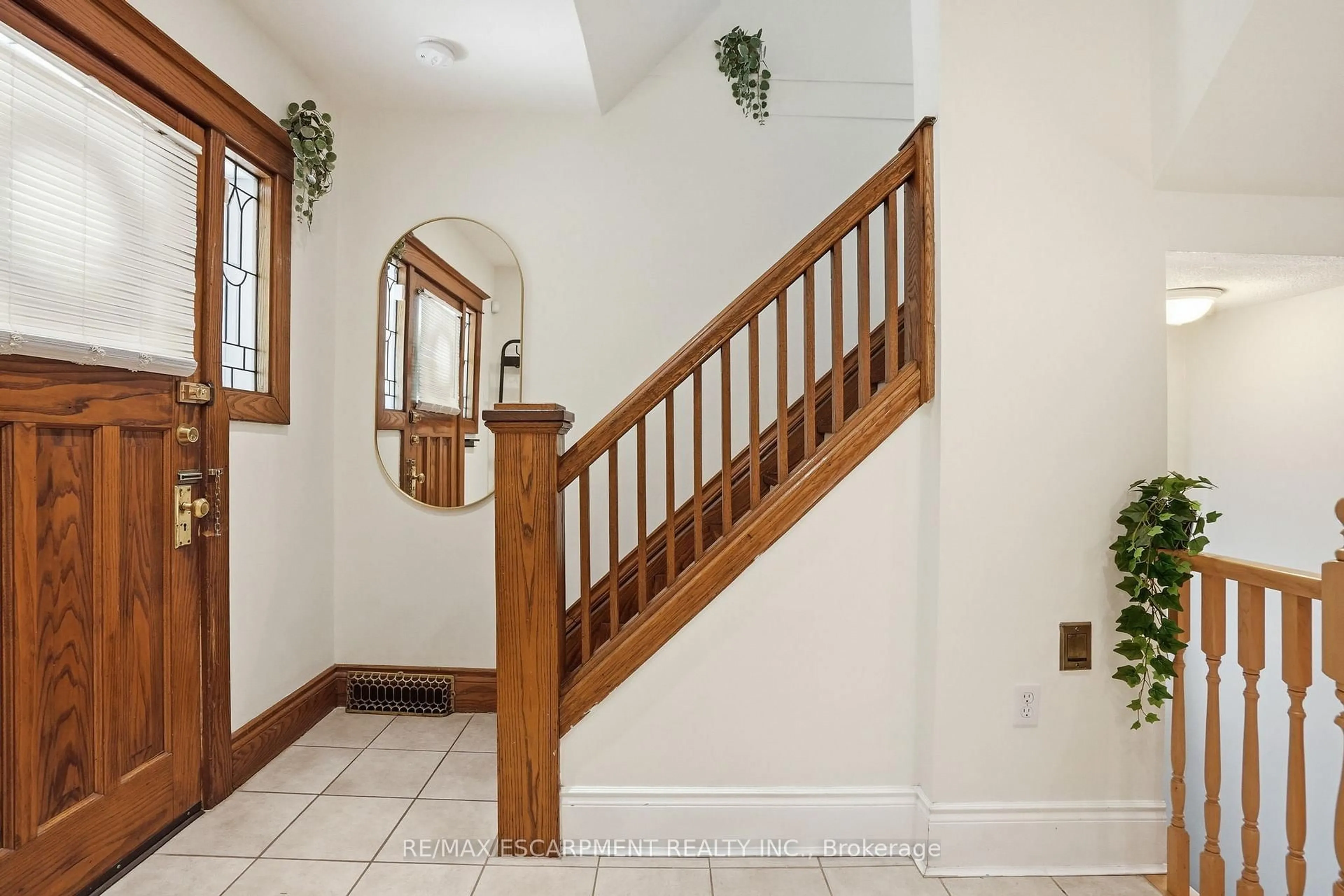 Unknown for 146 Park Row, Hamilton Ontario L8K 2J8