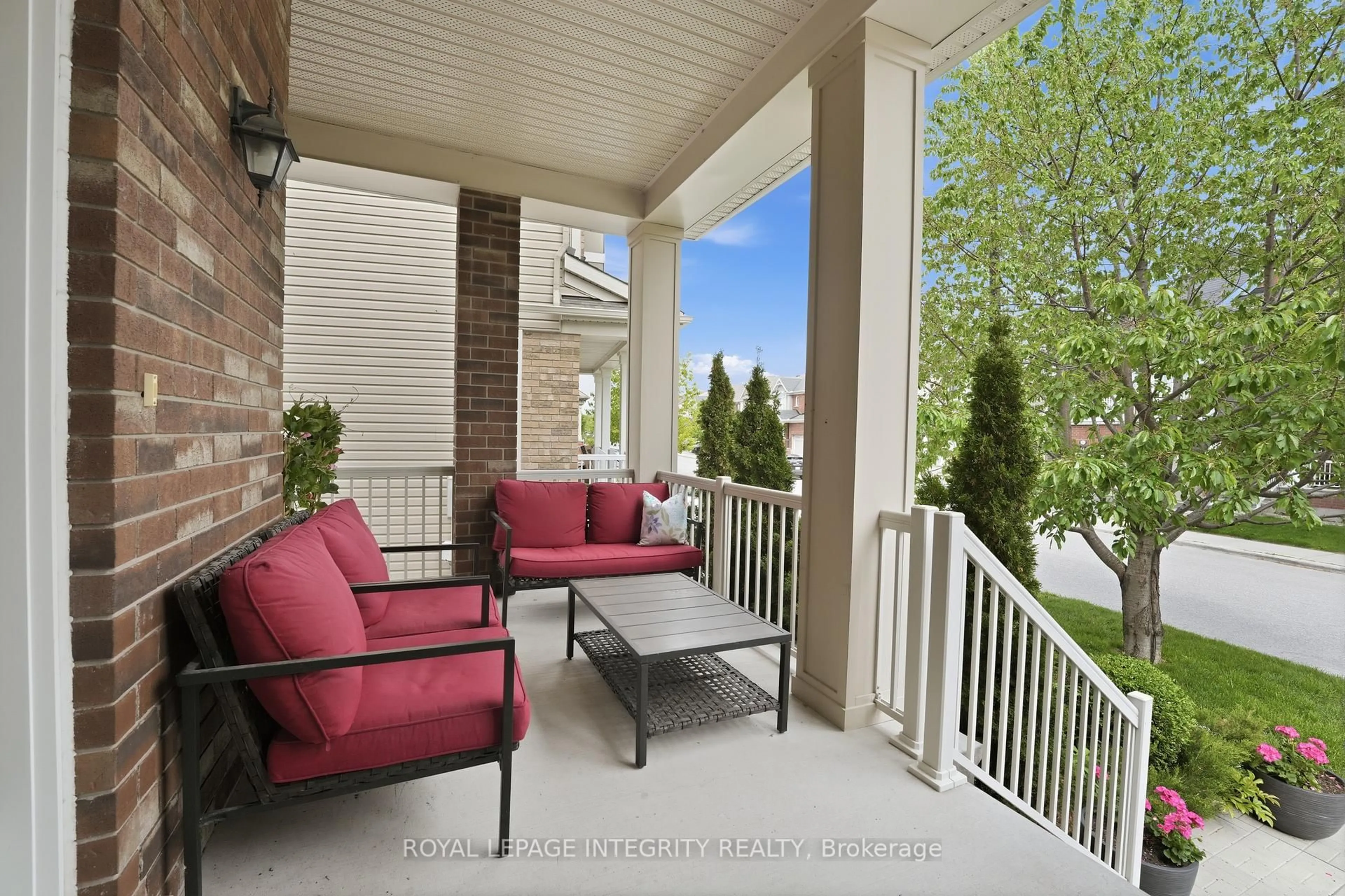 Patio, unknown for 102 Lily Pond St, Kanata Ontario K2M 2L9